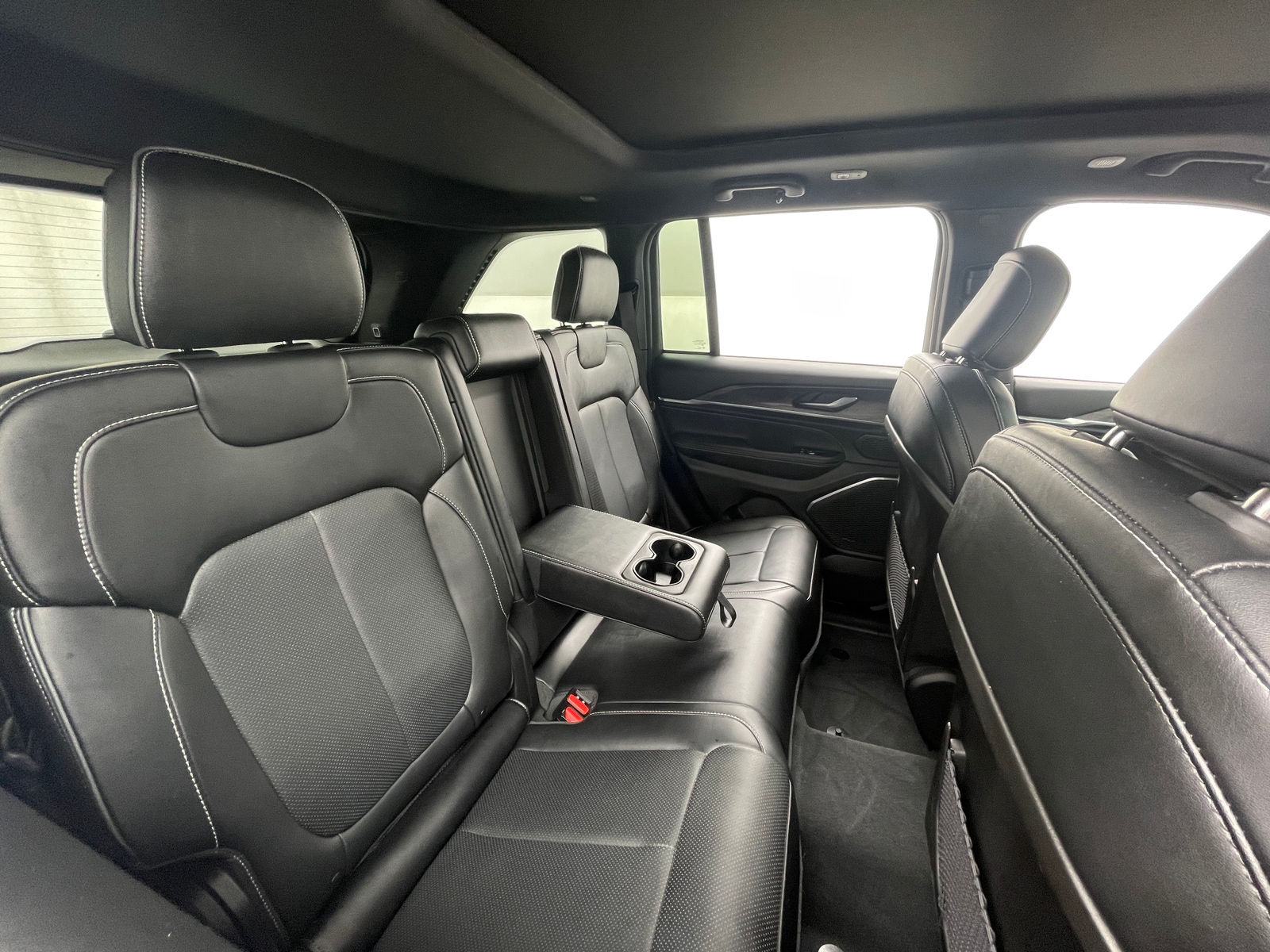 Thumbnail: 2023 Jeep Grand Cherokee - 5