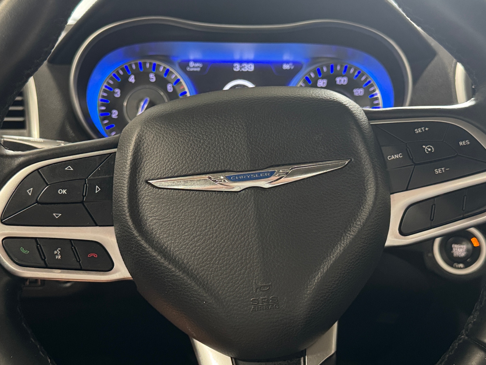 Thumbnail: 2017 Chrysler 300 - 4
