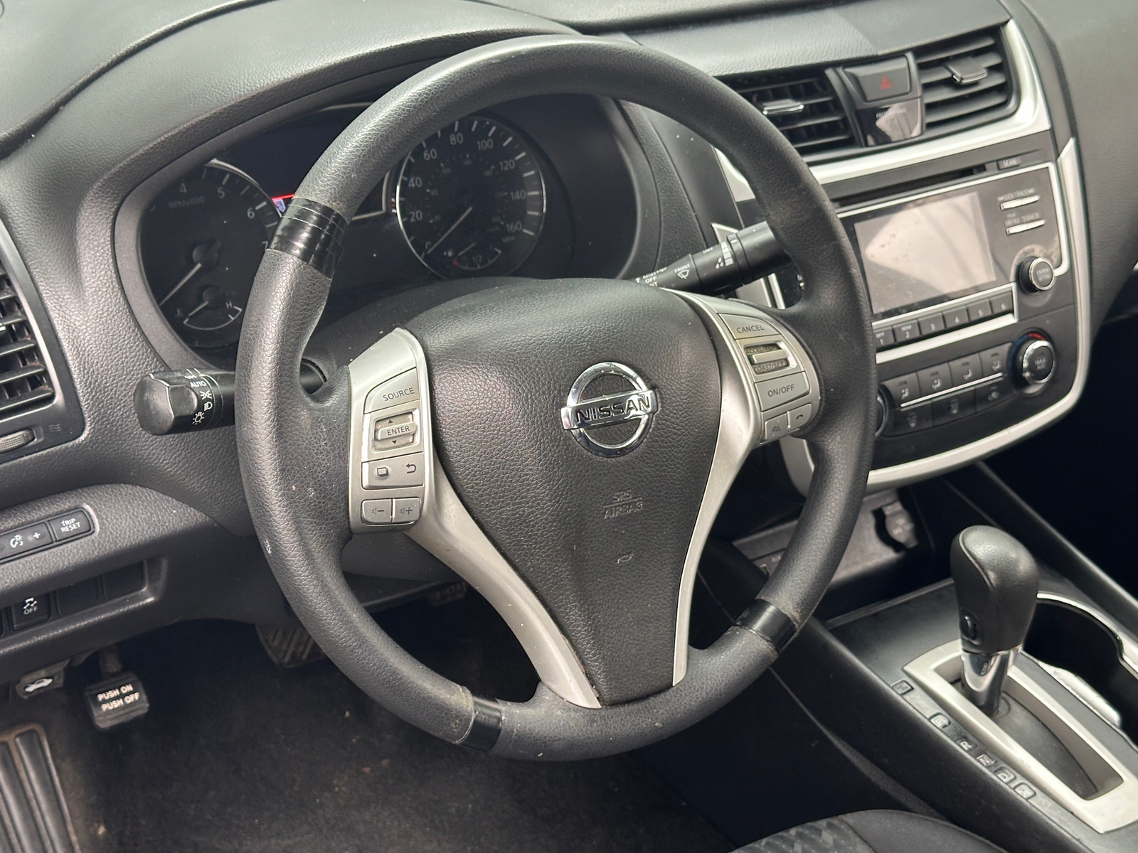 Thumbnail: 2018 Nissan Altima - 5