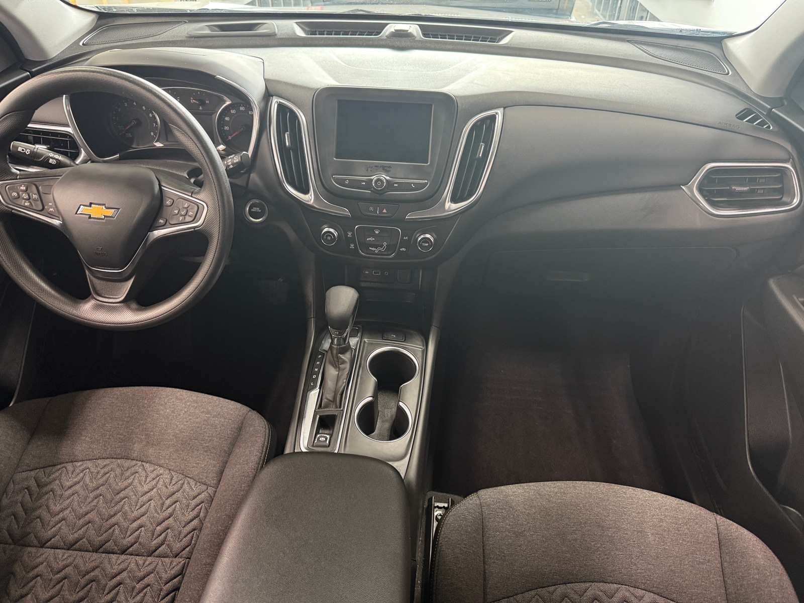 Thumbnail: 2023 Chevrolet Equinox - 3