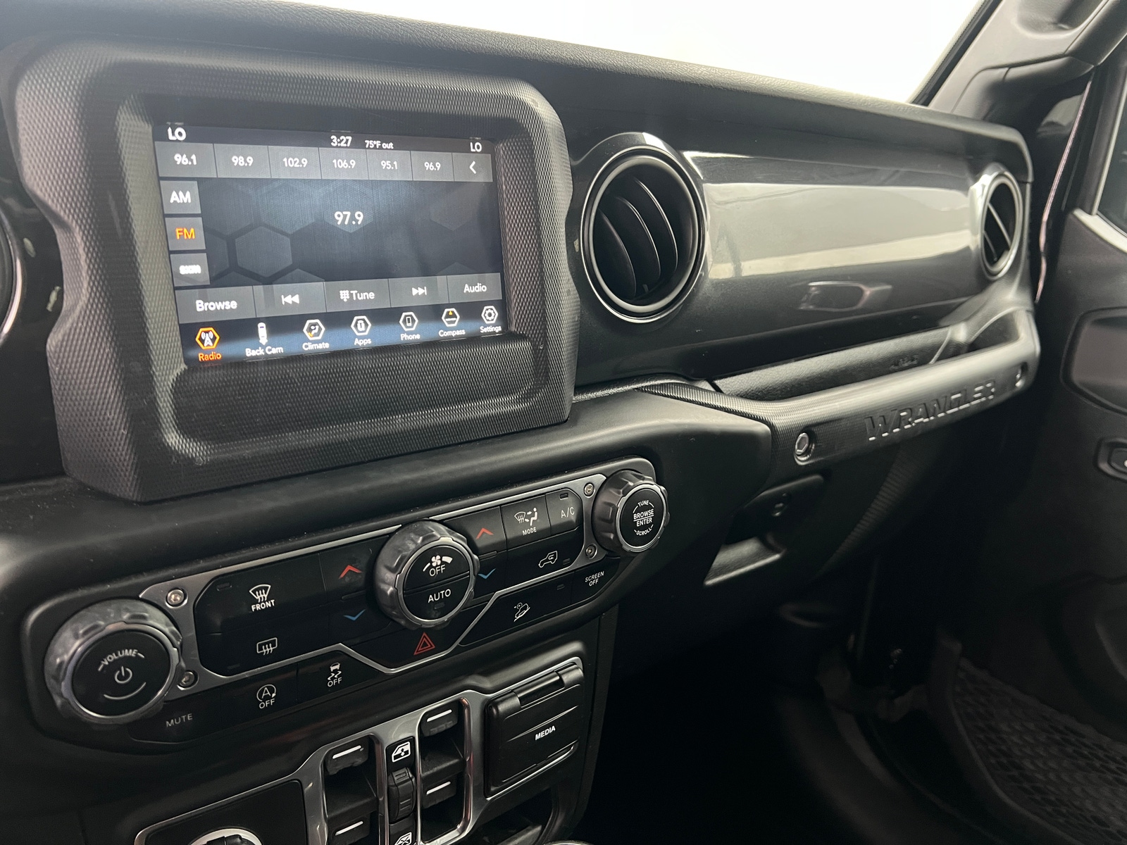 Thumbnail: 2020 Jeep Wrangler - 4