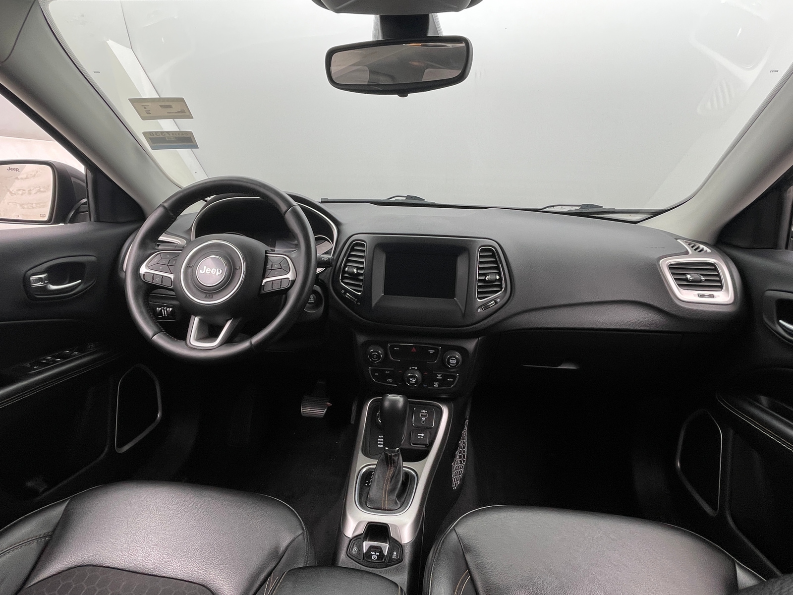 Thumbnail: 2020 Jeep Compass - 3