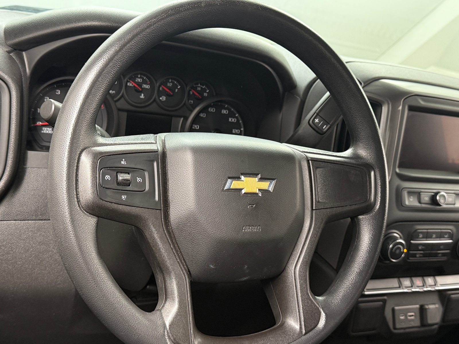 Thumbnail: 2021 Chevrolet Silverado 1500 - 5