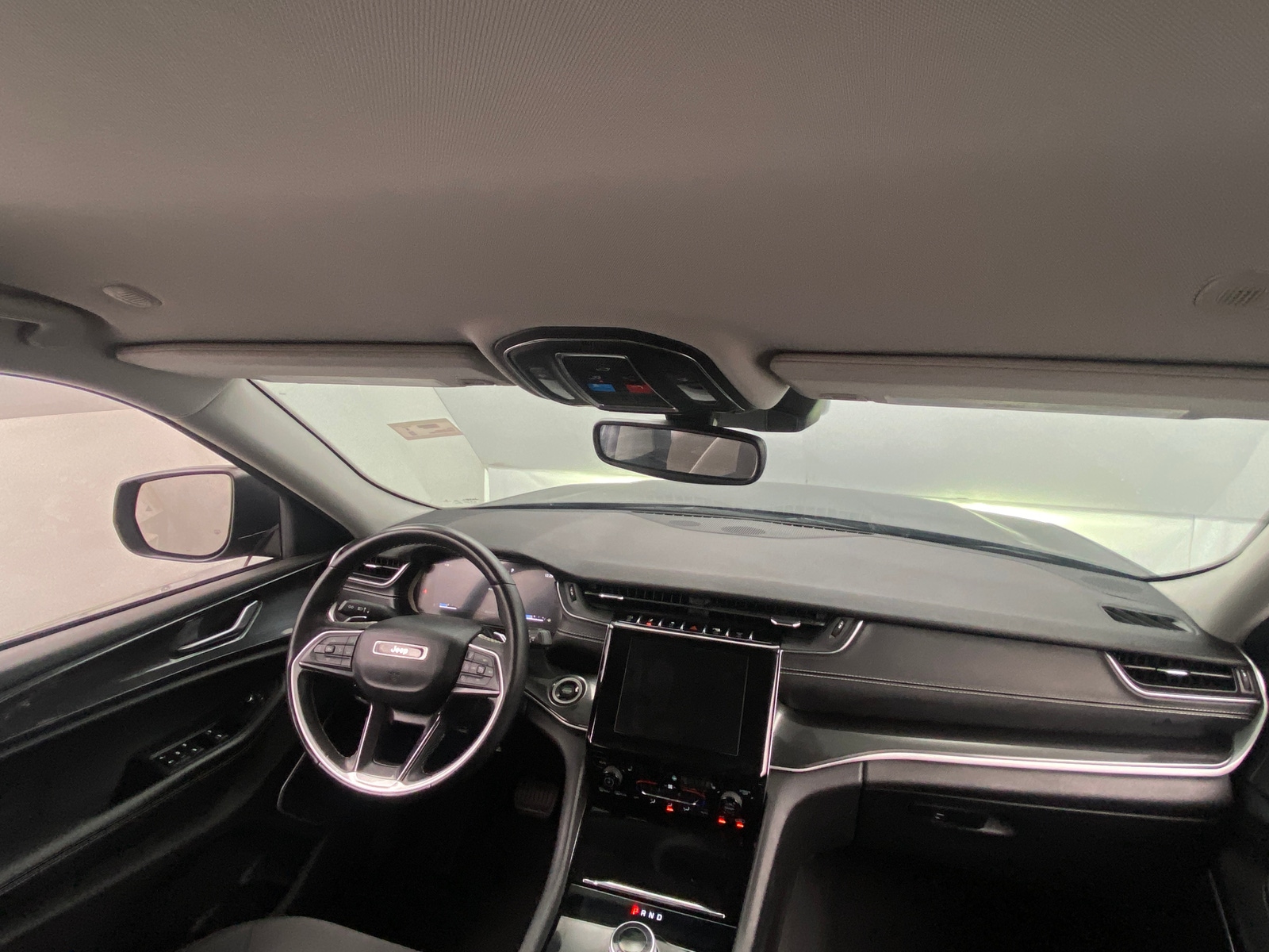 Thumbnail: 2022 Jeep Grand Cherokee - 3