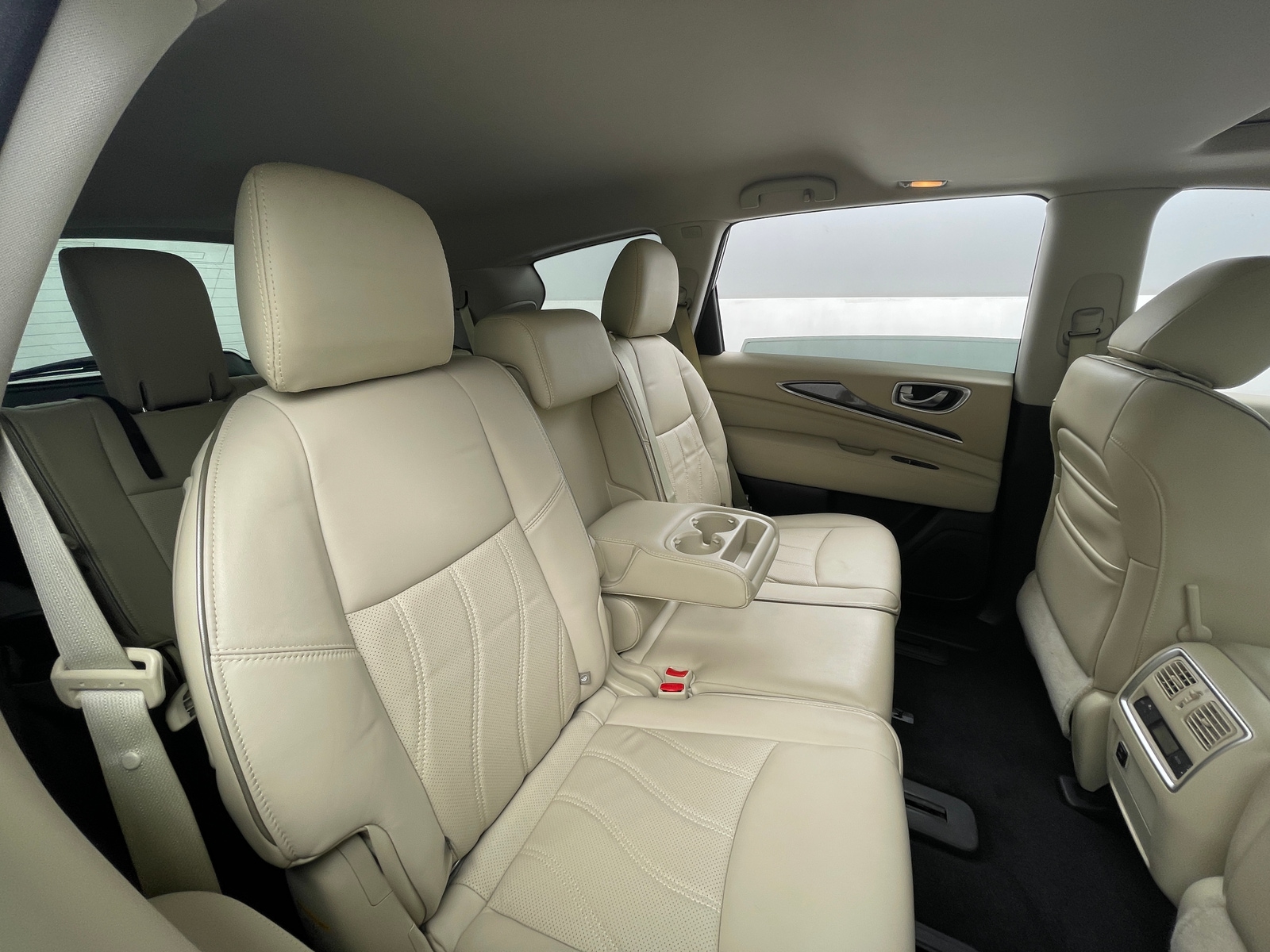 Thumbnail: 2017 INFINITI QX60 - 5