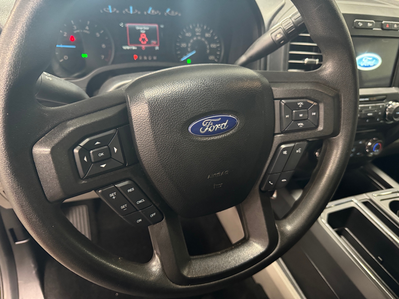 Thumbnail: 2018 Ford Econoline - 5