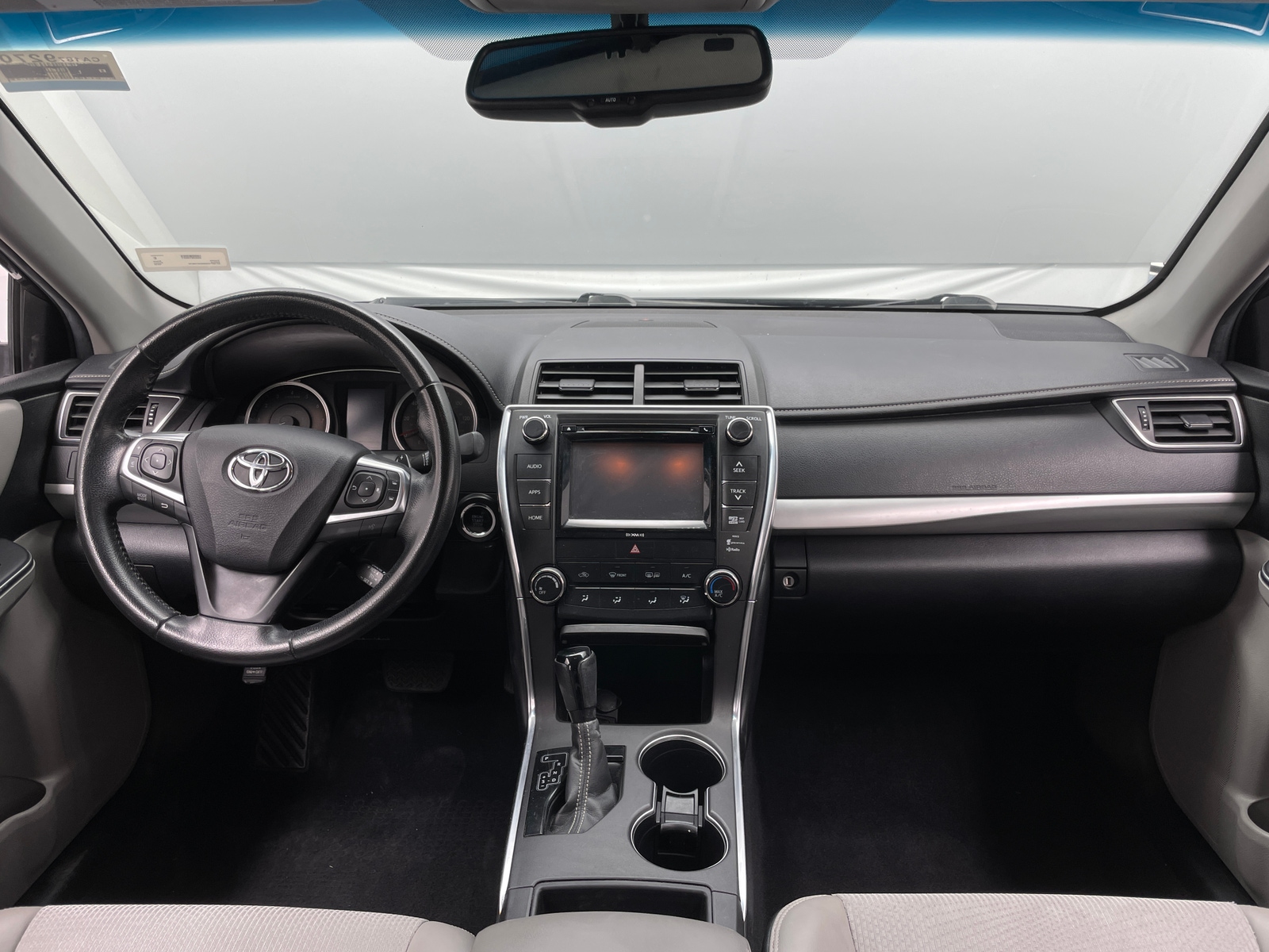 Thumbnail: 2016 Toyota Camry - 3