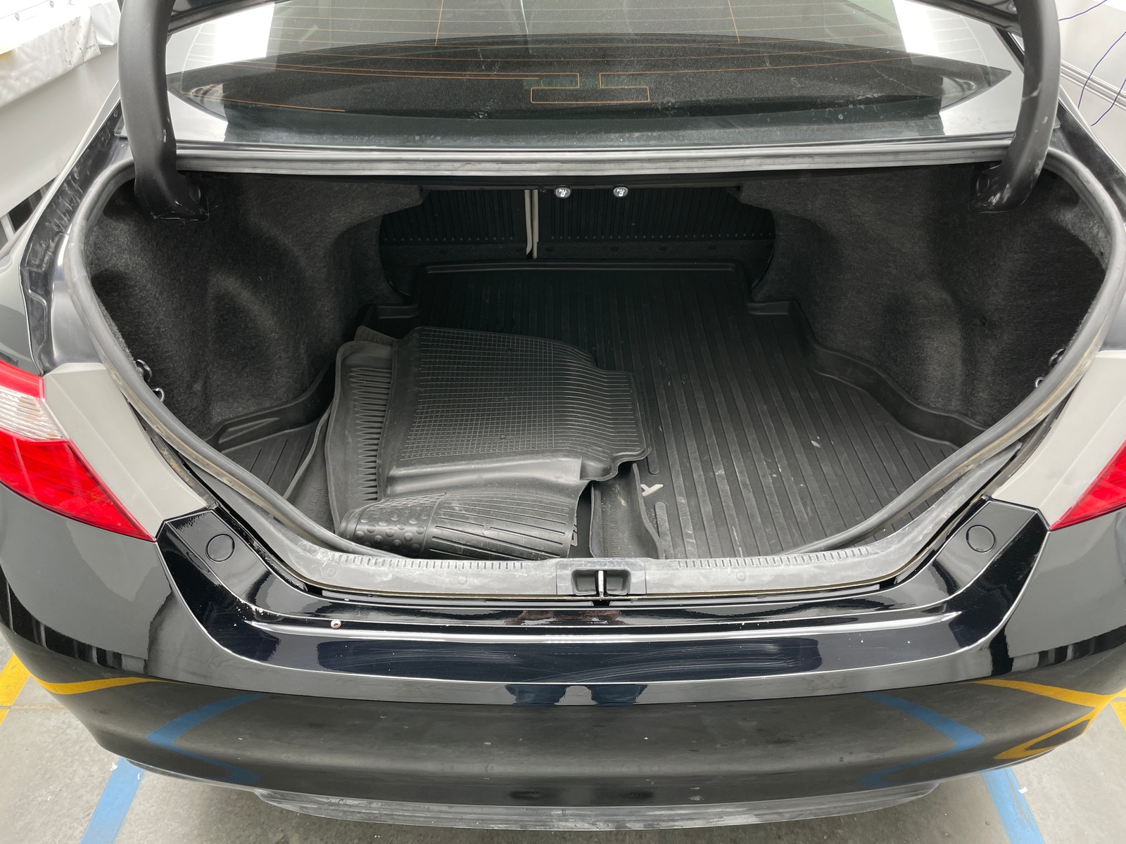Thumbnail: 2016 Toyota Camry - 7