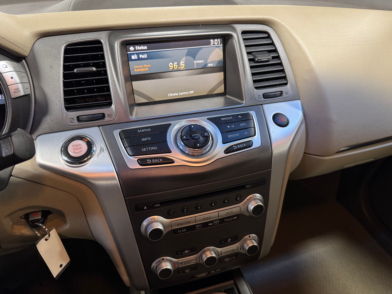 Thumbnail: 2011 Nissan Murano - 4