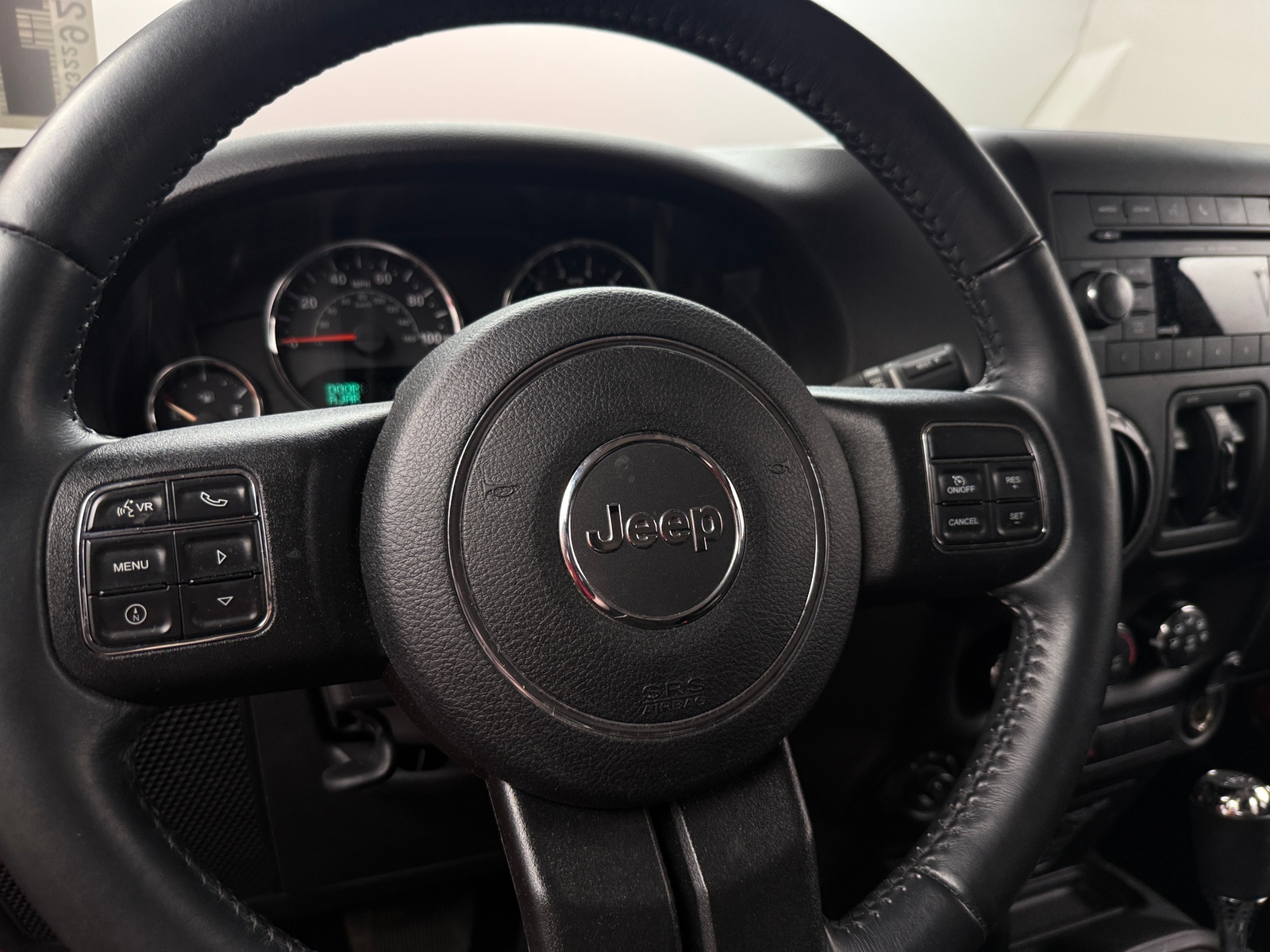 Thumbnail: 2017 Jeep Wrangler - 5