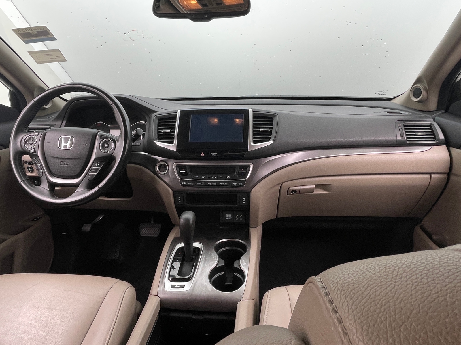 Thumbnail: 2016 Honda Pilot - 2