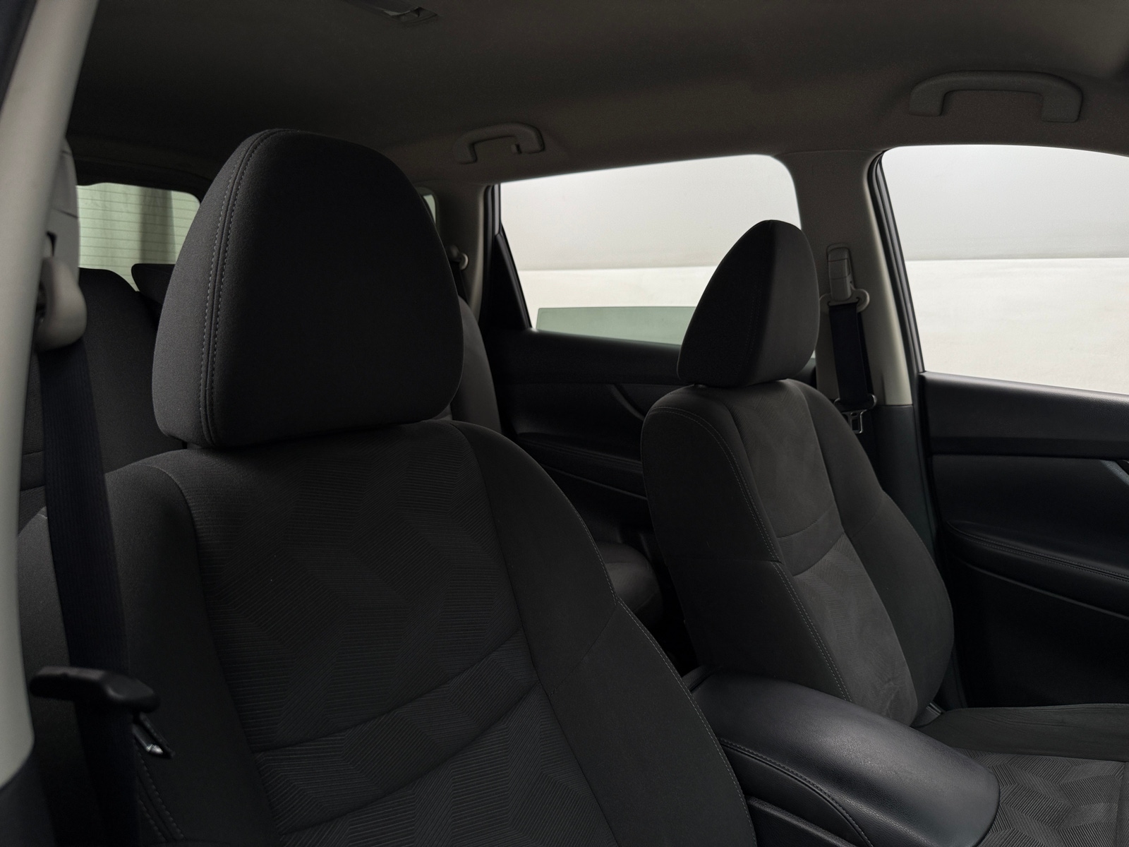 Thumbnail: 2016 Nissan Rogue - 2