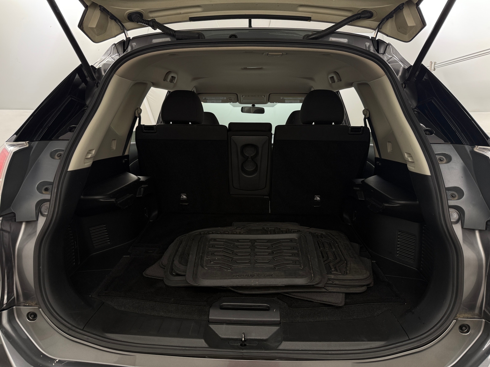Thumbnail: 2016 Nissan Rogue - 7