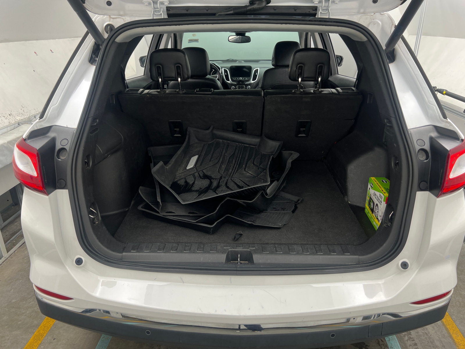Thumbnail: 2020 Chevrolet Equinox - 6