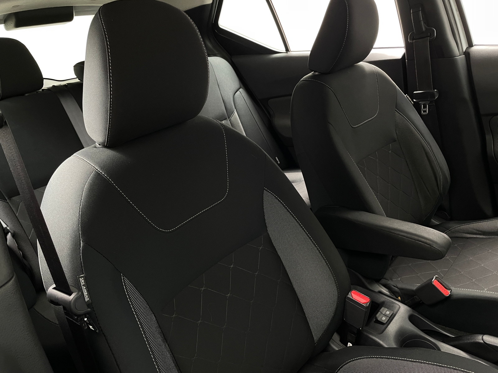 Thumbnail: 2020 Nissan Kicks - 2