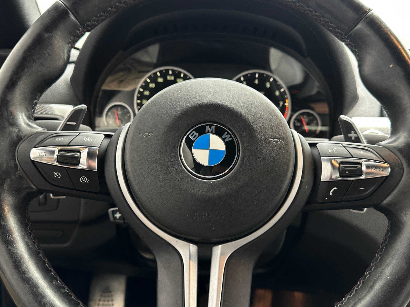 Thumbnail: 2012 BMW M6 - 4