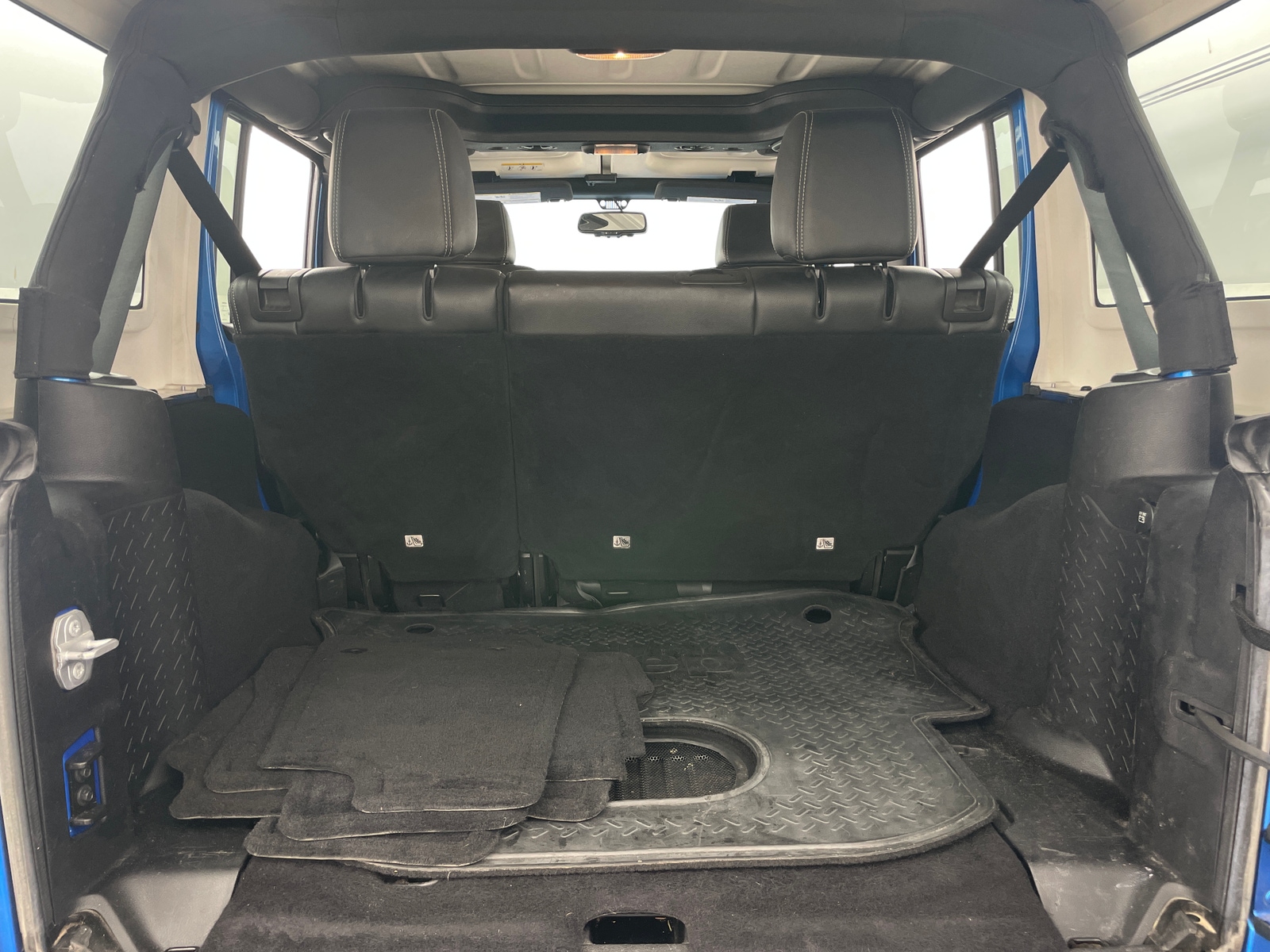 Thumbnail: 2016 Jeep Wrangler - 6