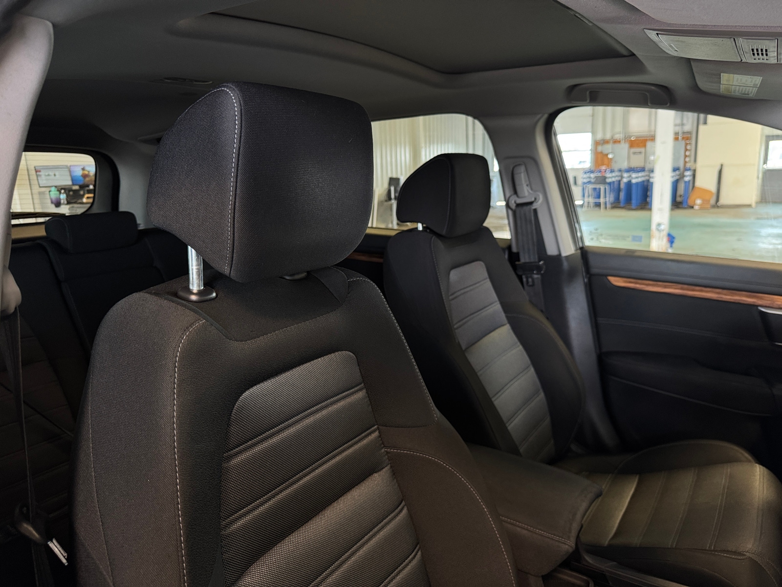 Thumbnail: 2017 Honda CR-V - 2