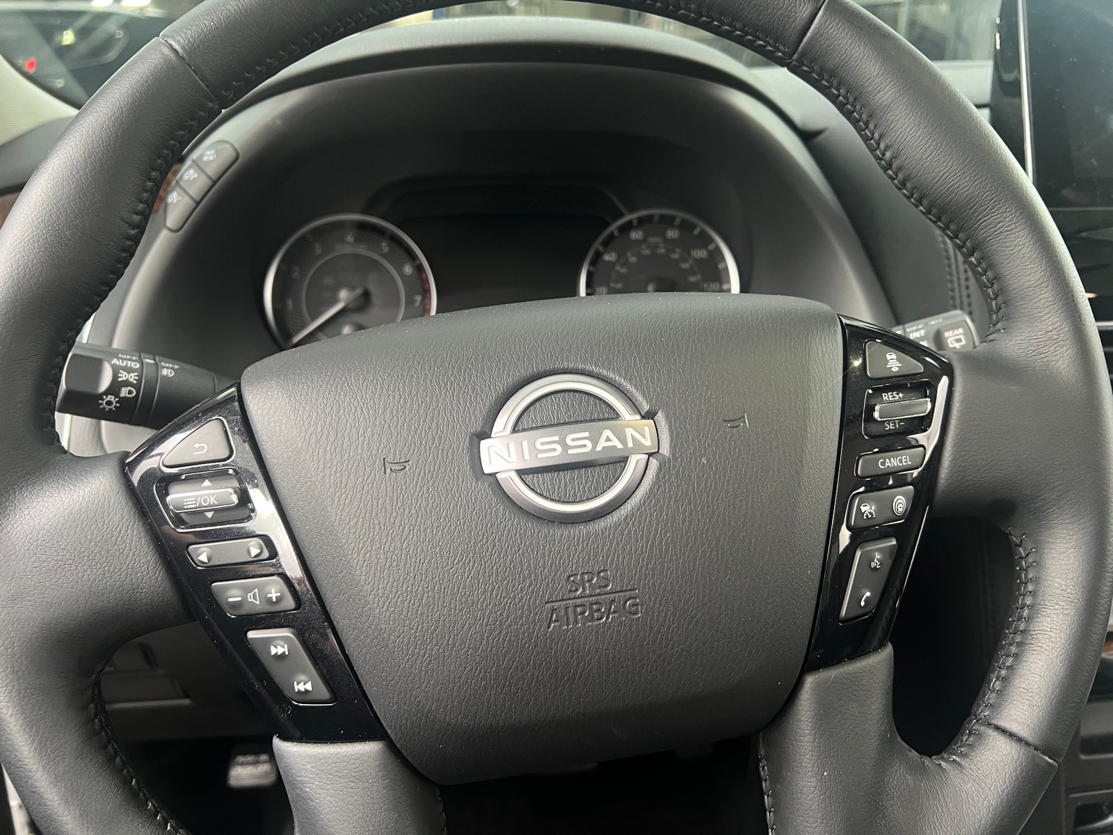 Thumbnail: 2024 Nissan Armada - 4