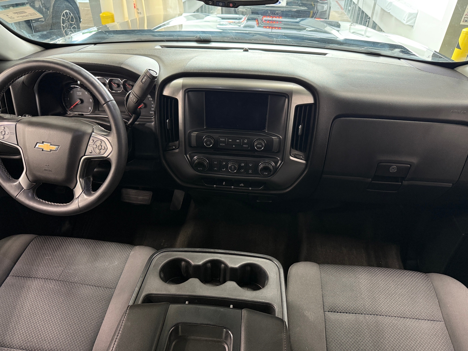 Thumbnail: 2017 Chevrolet Silverado 1500 - 3