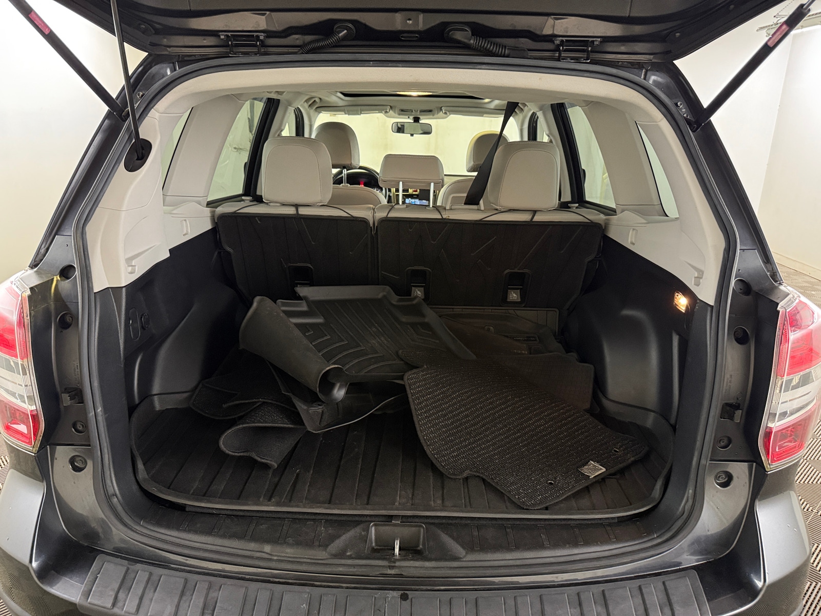 Thumbnail: 2015 Subaru Forester - 6