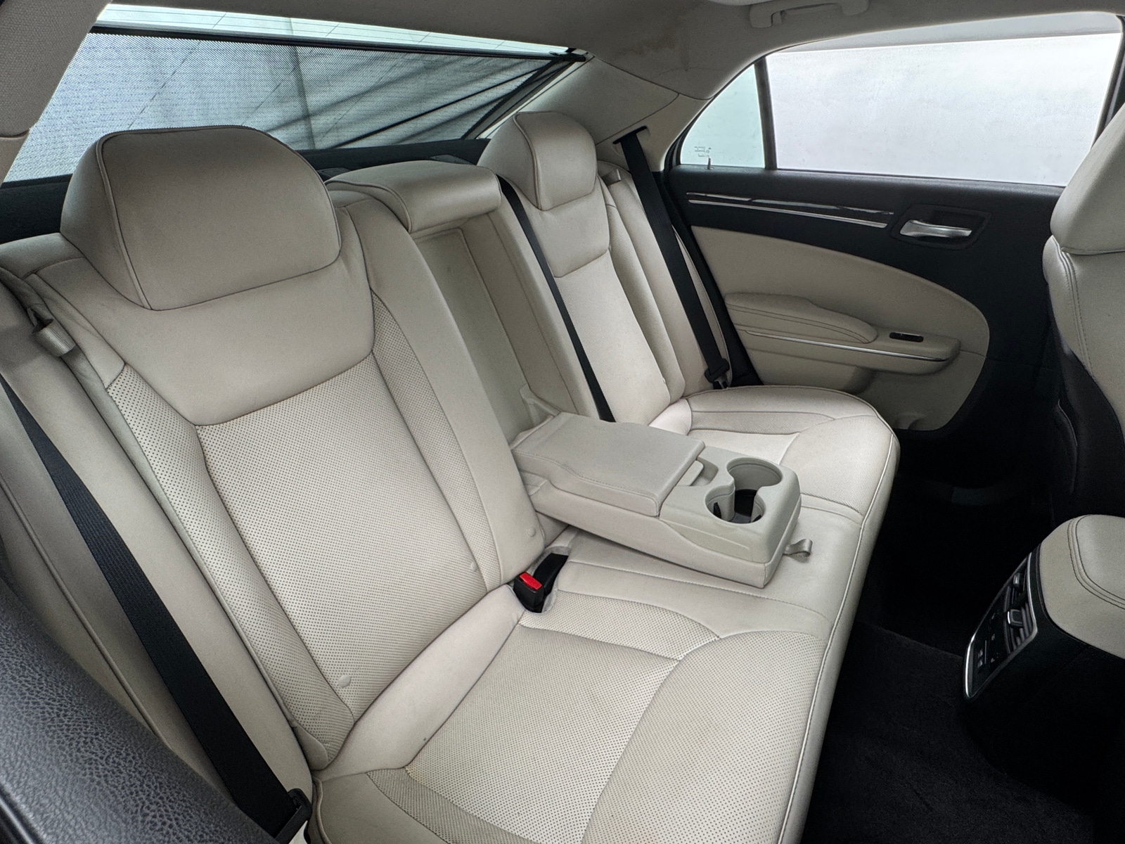 Thumbnail: 2018 Chrysler 300 - 5