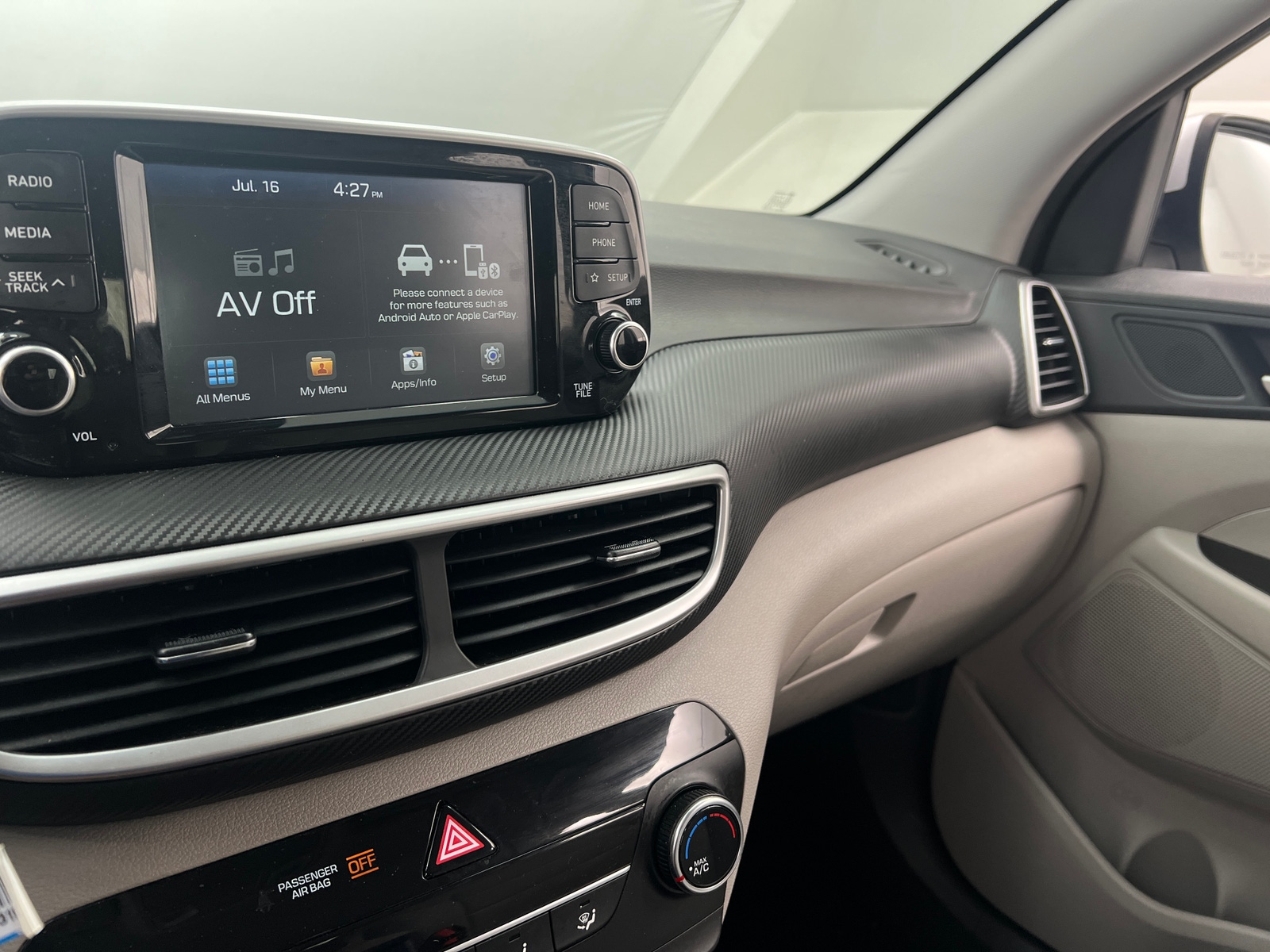 Thumbnail: 2019 Hyundai Tucson - 4