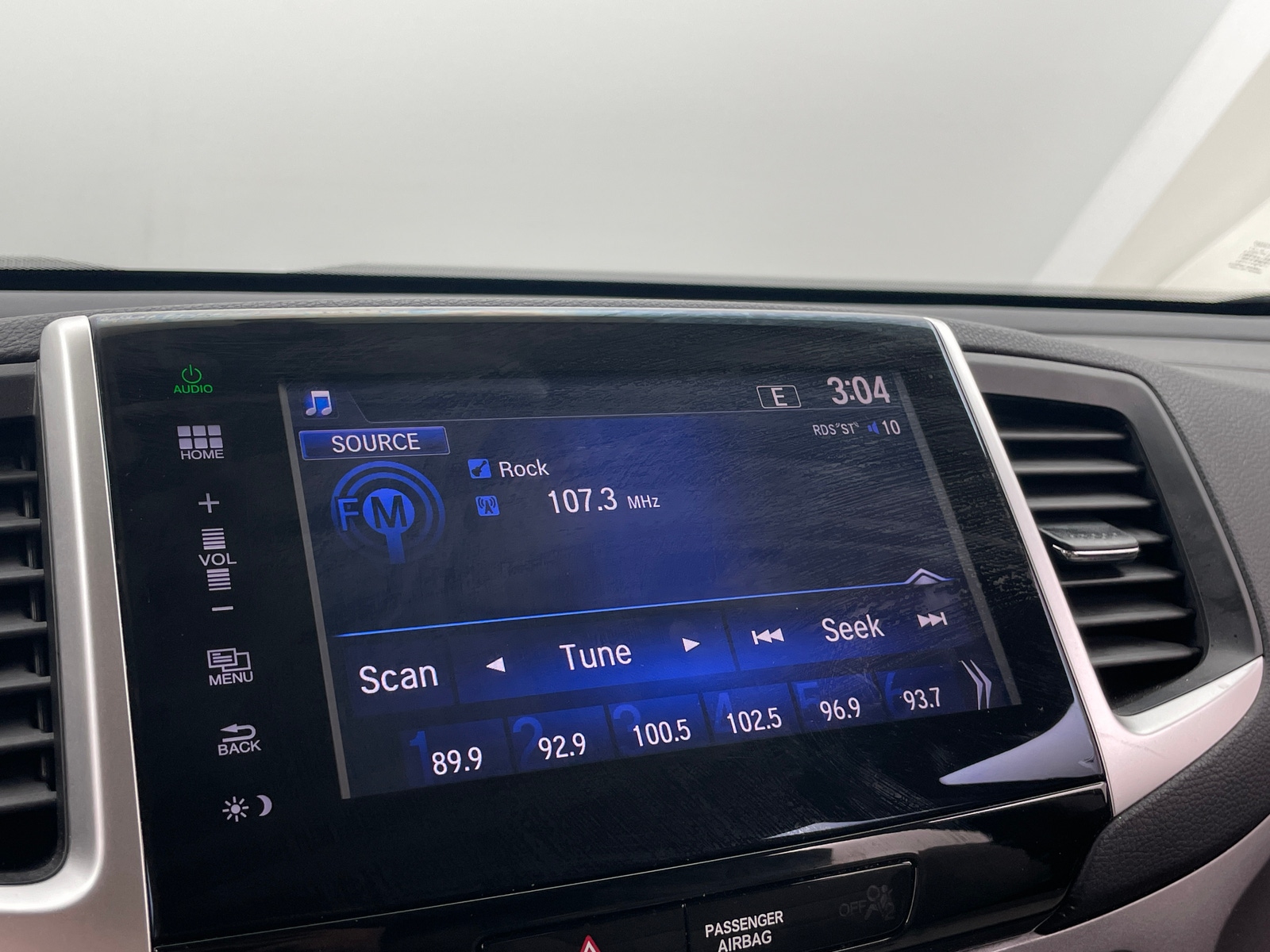 Thumbnail: 2016 Honda Pilot - 4