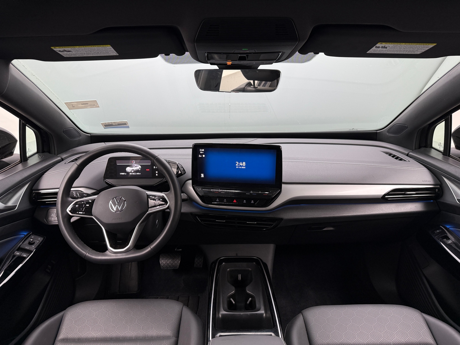Thumbnail: 2023 Volkswagen ID.4 - 2