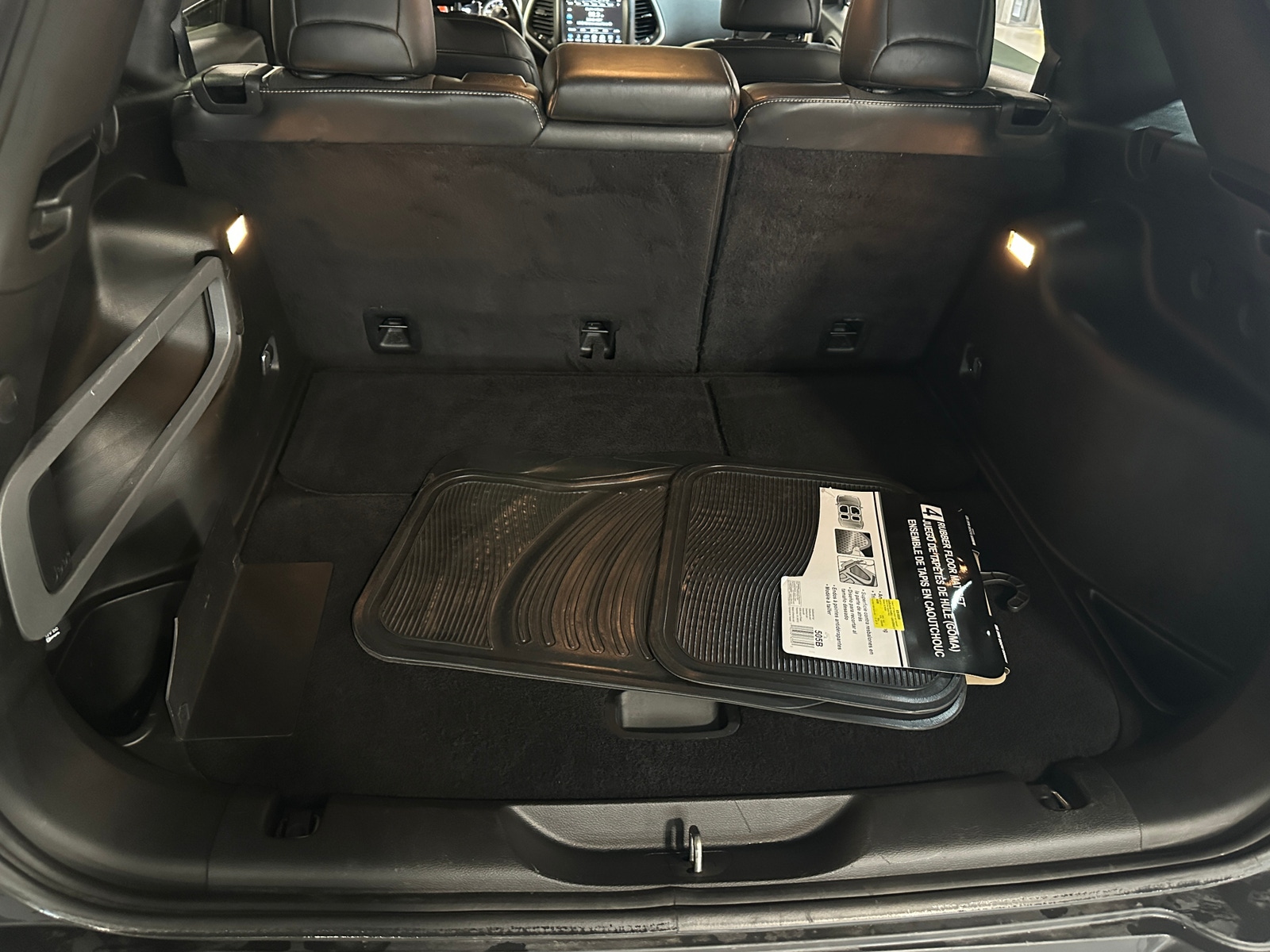 Thumbnail: 2018 Jeep Cherokee - 7