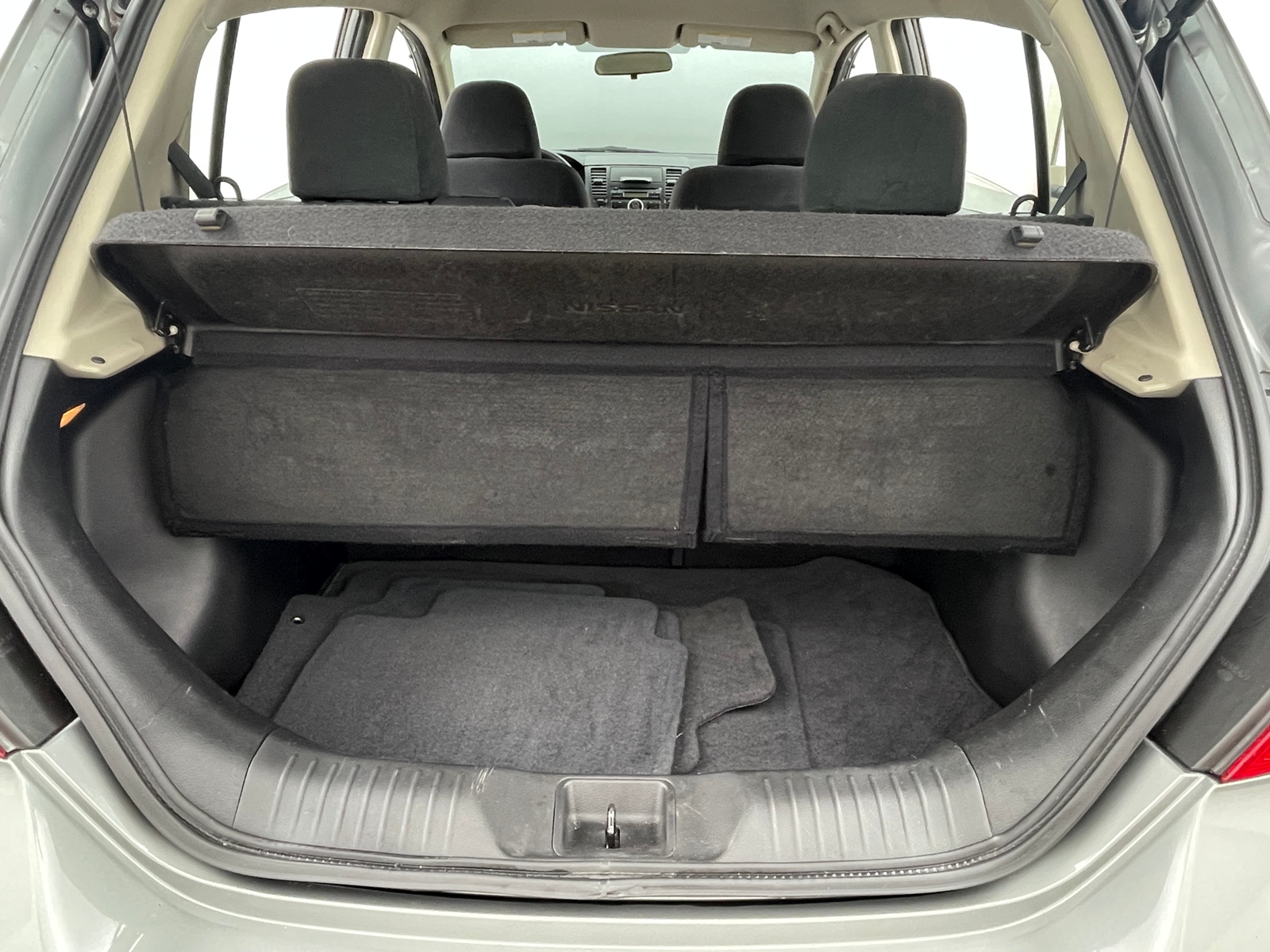 Thumbnail: 2012 Nissan Versa - 7
