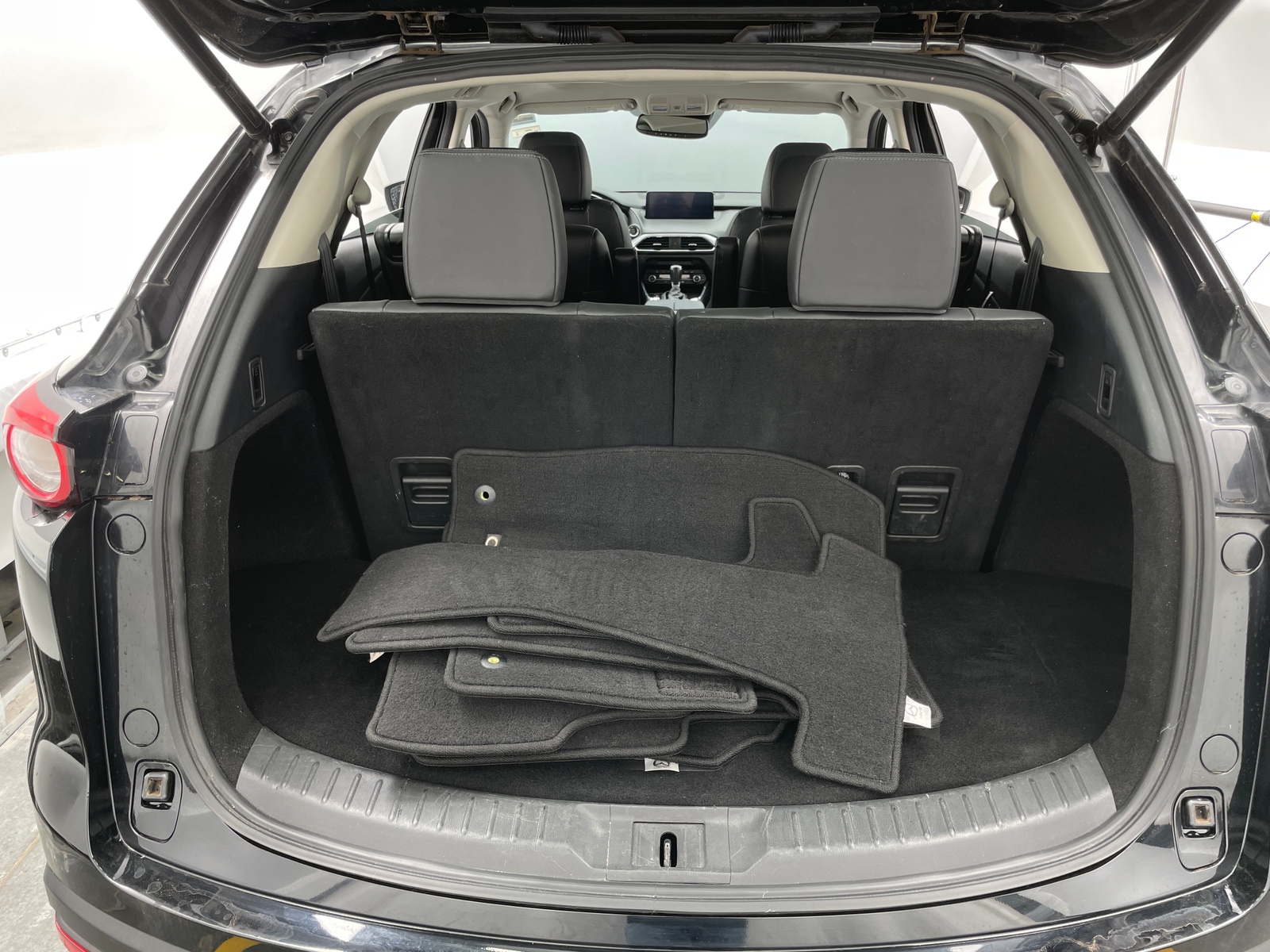 Thumbnail: 2023 Mazda CX-9 - 6