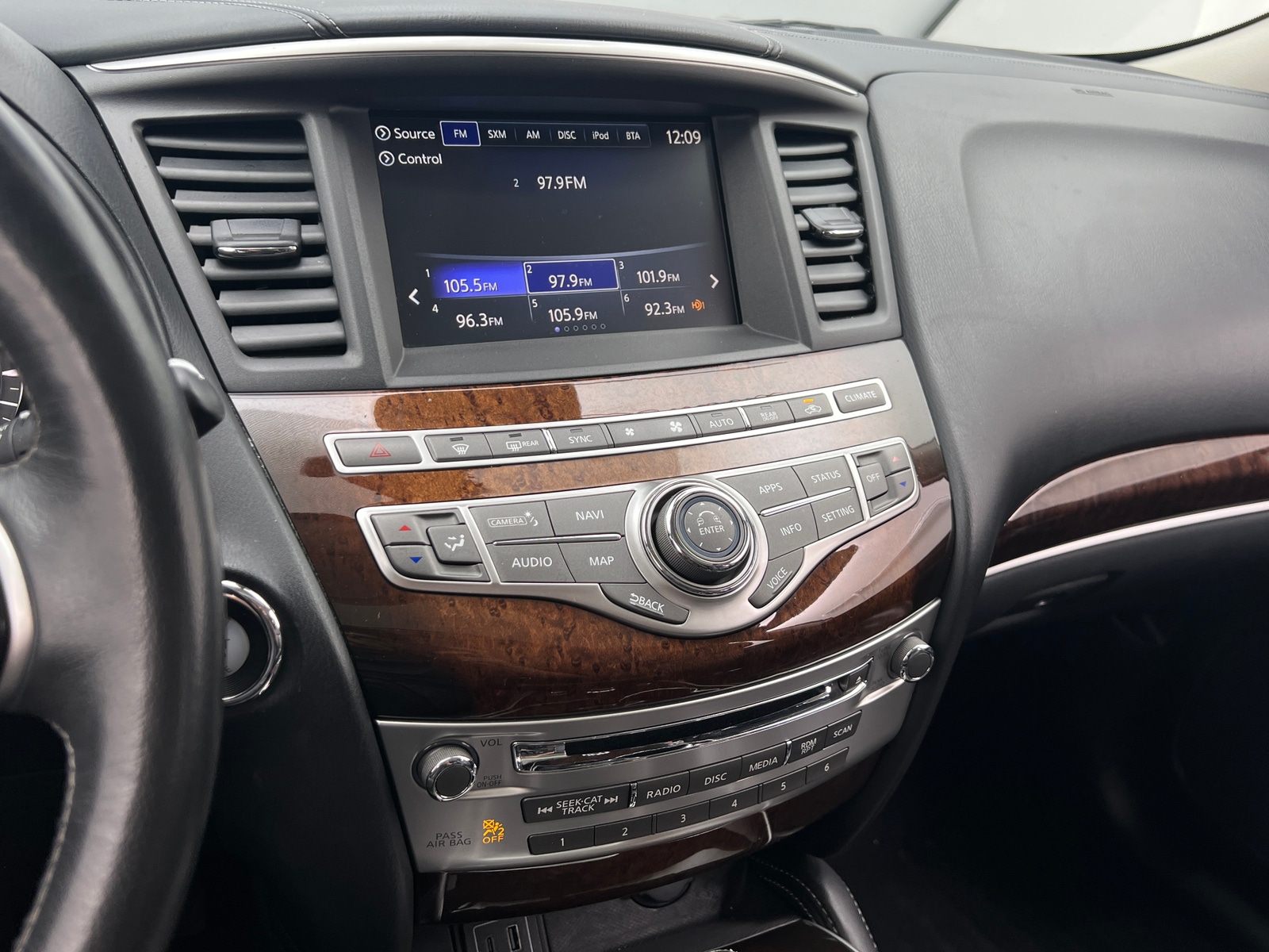 Thumbnail: 2020 INFINITI QX60 - 3