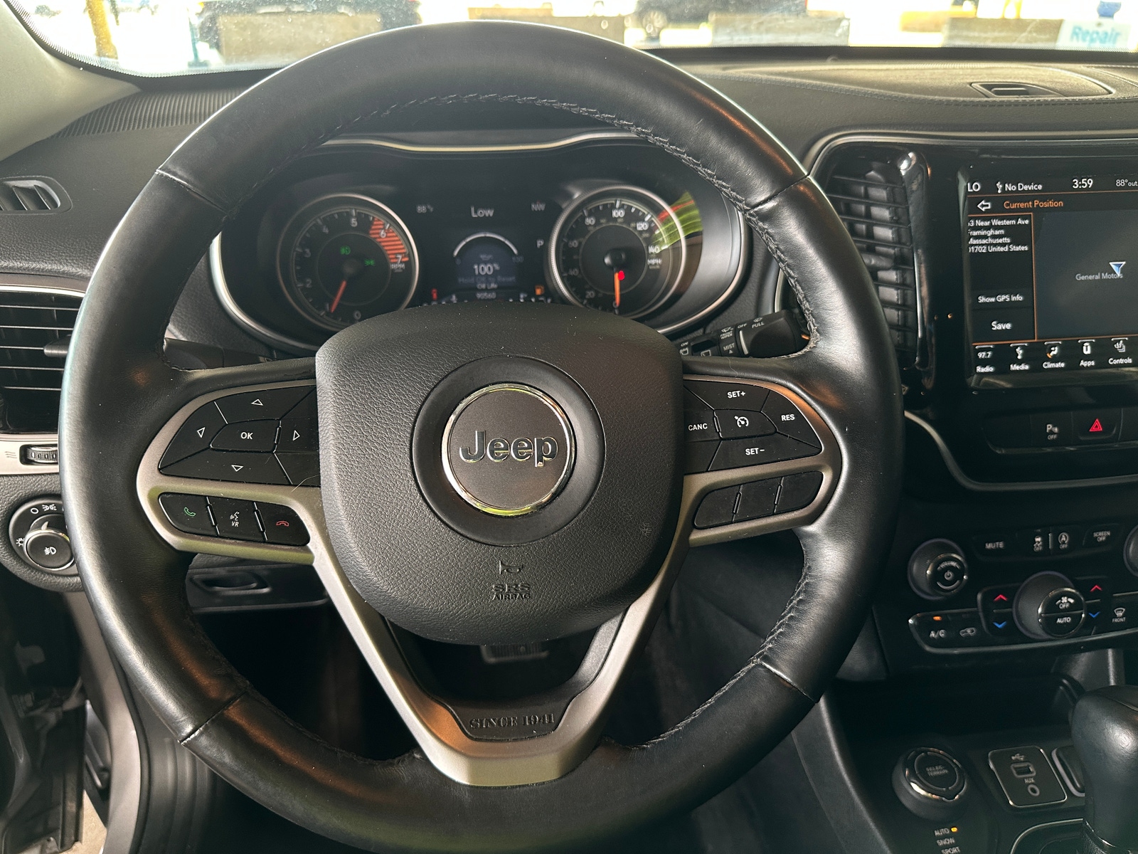 Thumbnail: 2019 Jeep Cherokee - 4