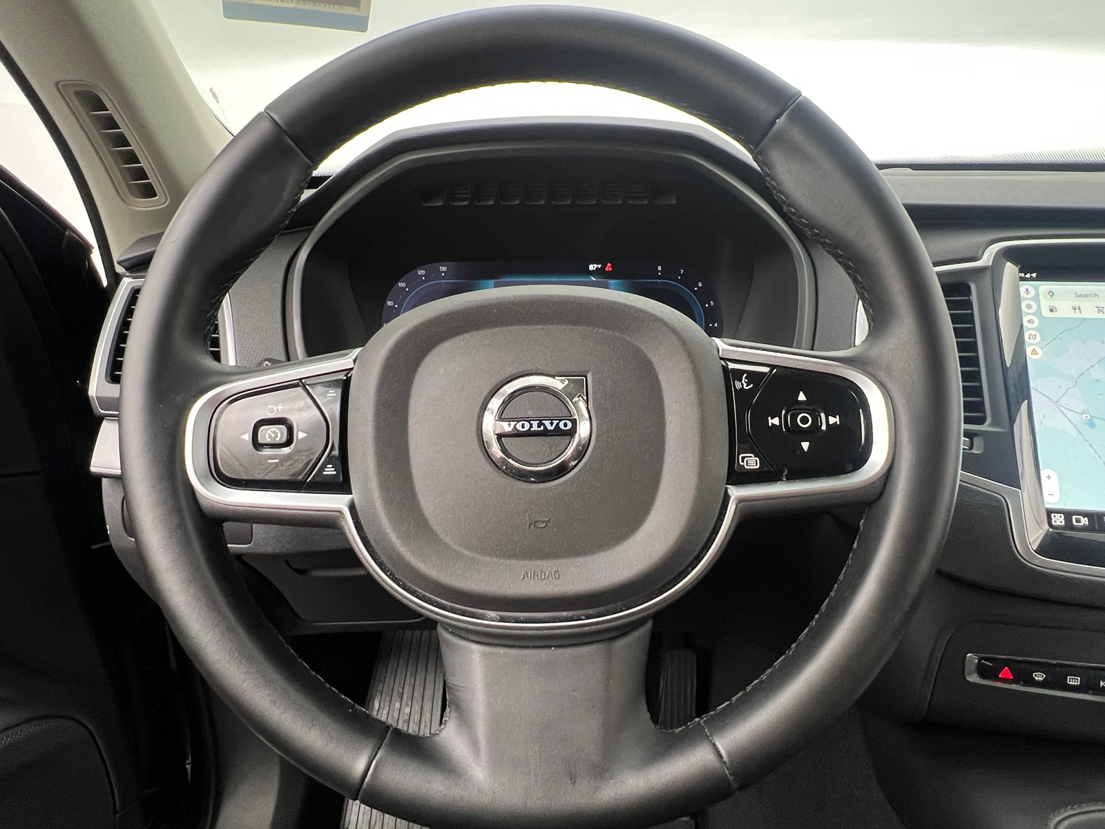 Thumbnail: 2025 Volvo XC90 - 4