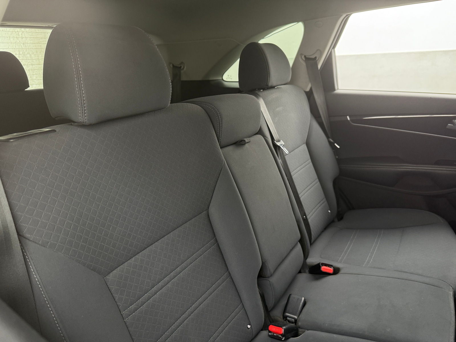 Thumbnail: 2017 Kia Sorento - 6