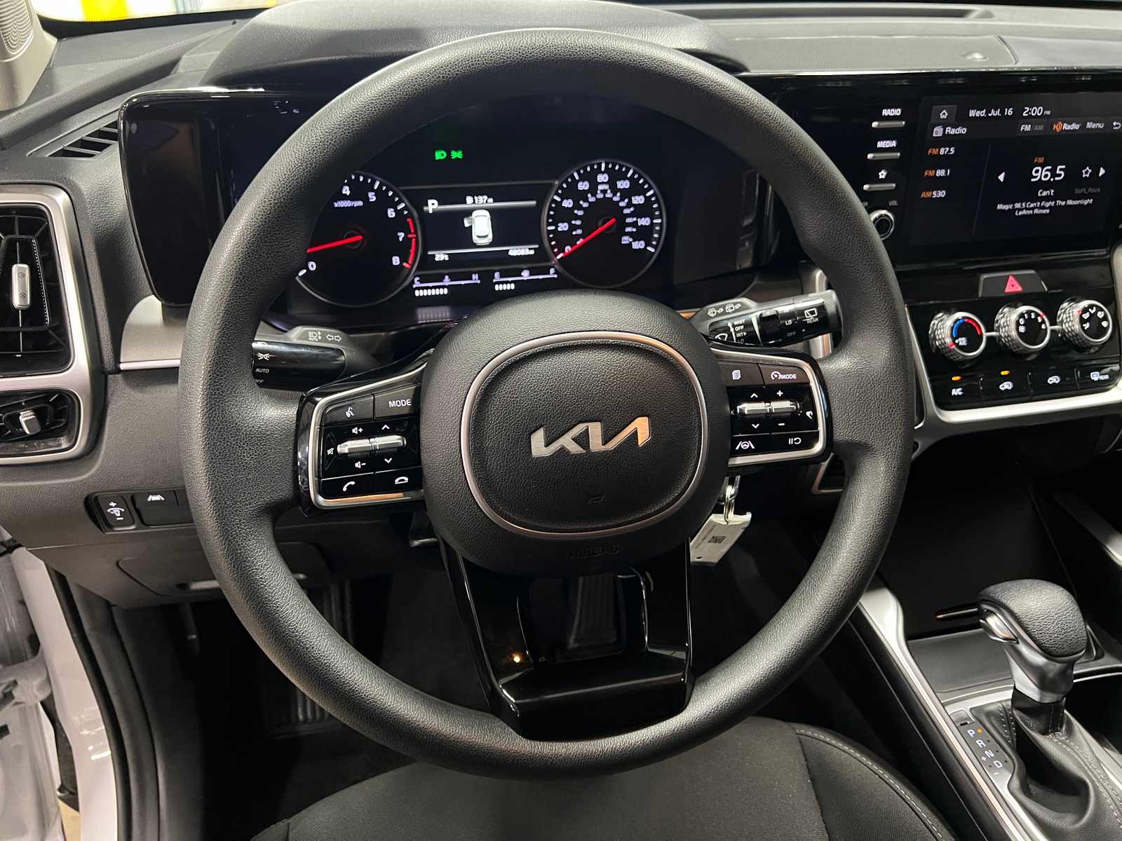 Thumbnail: 2022 Kia Sorento - 5