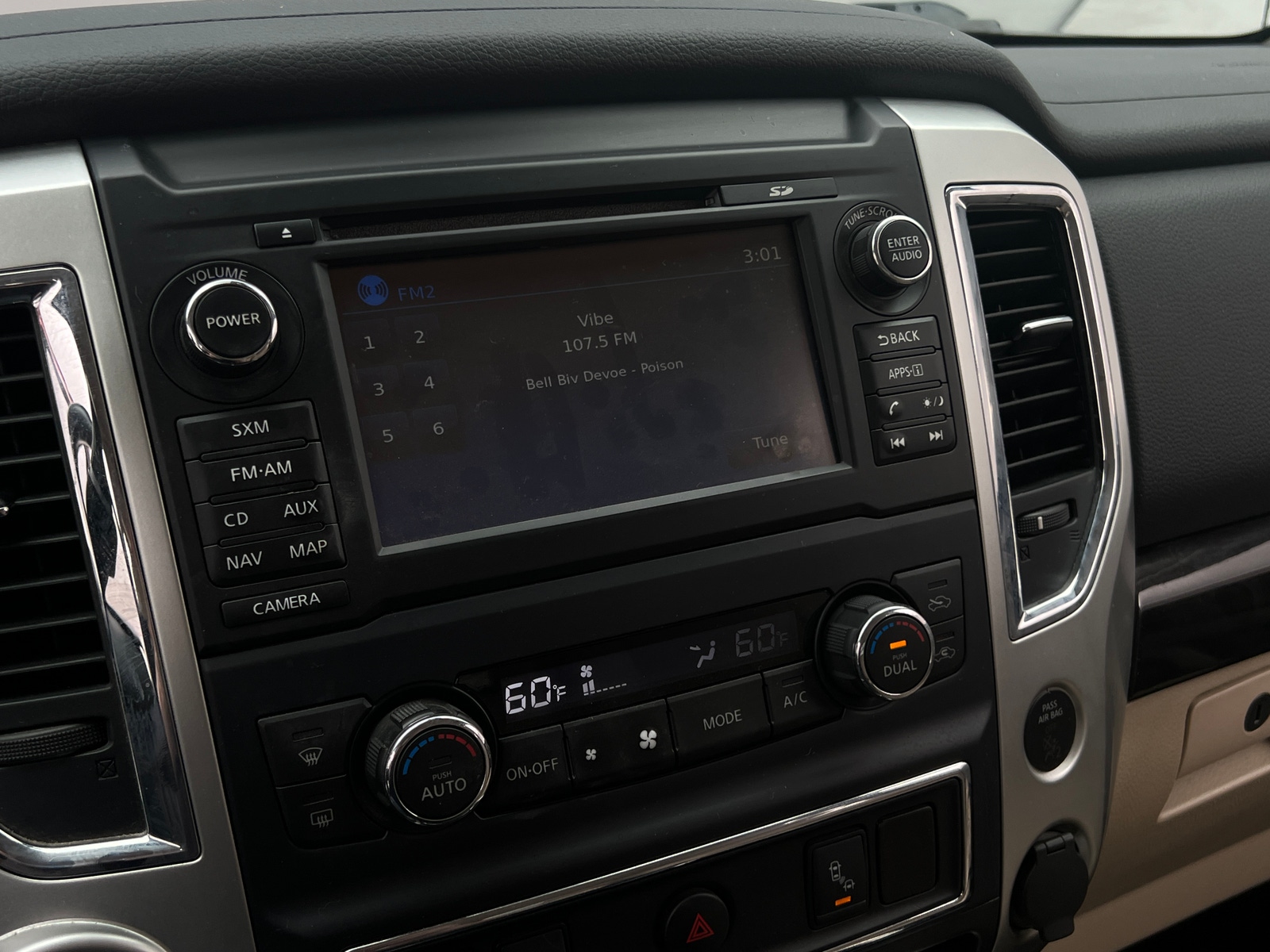 Thumbnail: 2017 Nissan Titan - 3