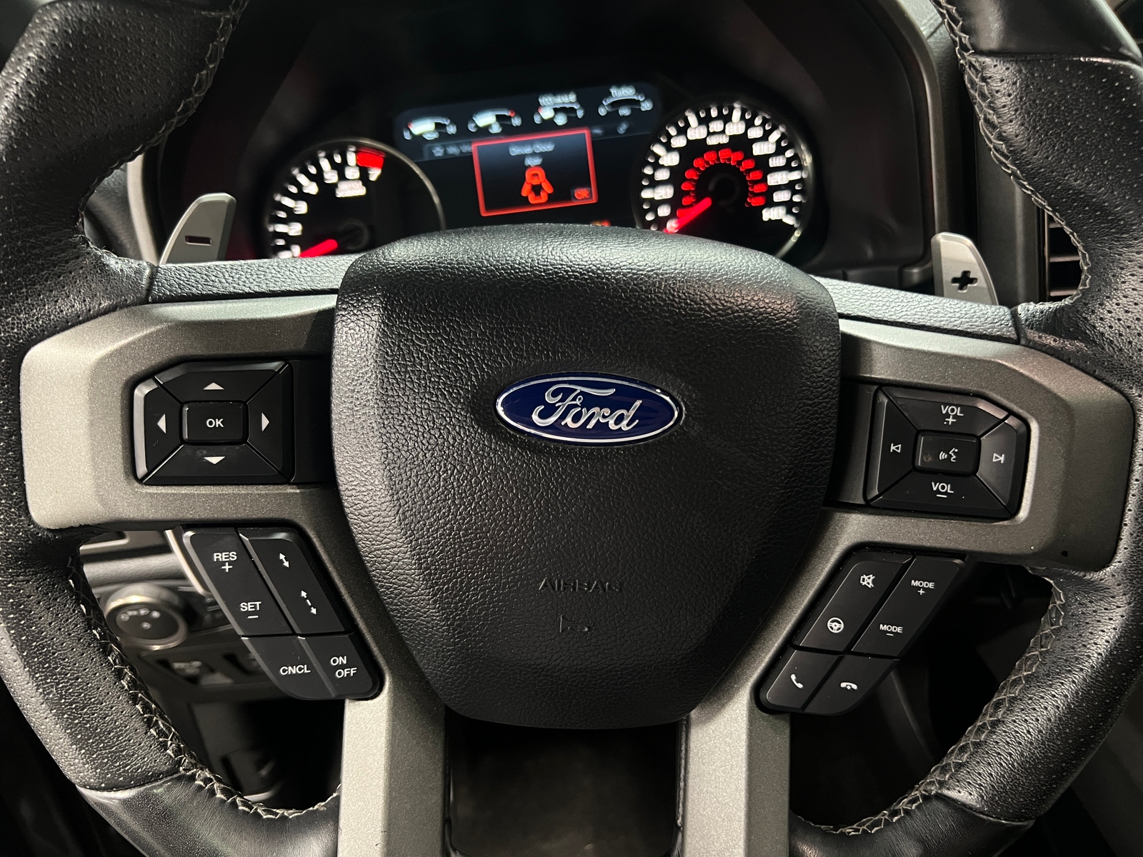 Thumbnail: 2019 Ford Econoline - 4
