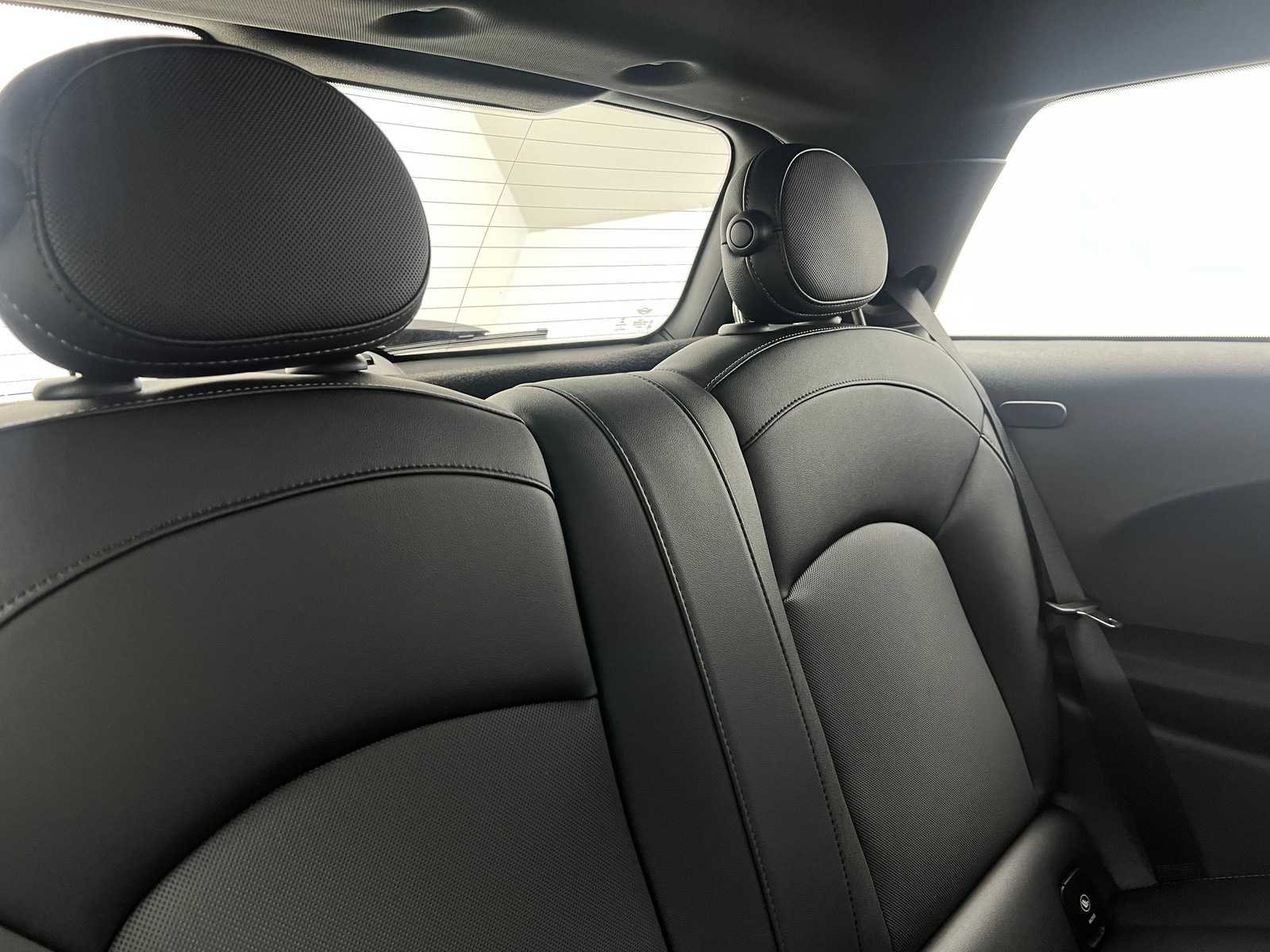 Thumbnail: 2023 MINI Cooper Hardtop - 4