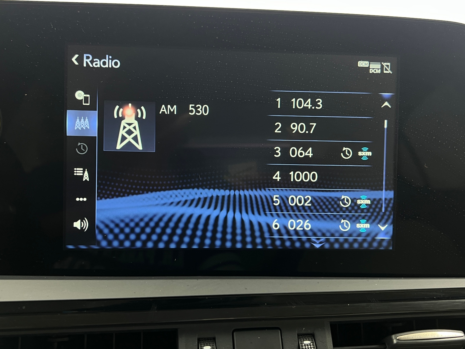 Thumbnail: 2022 Lexus ES - 3