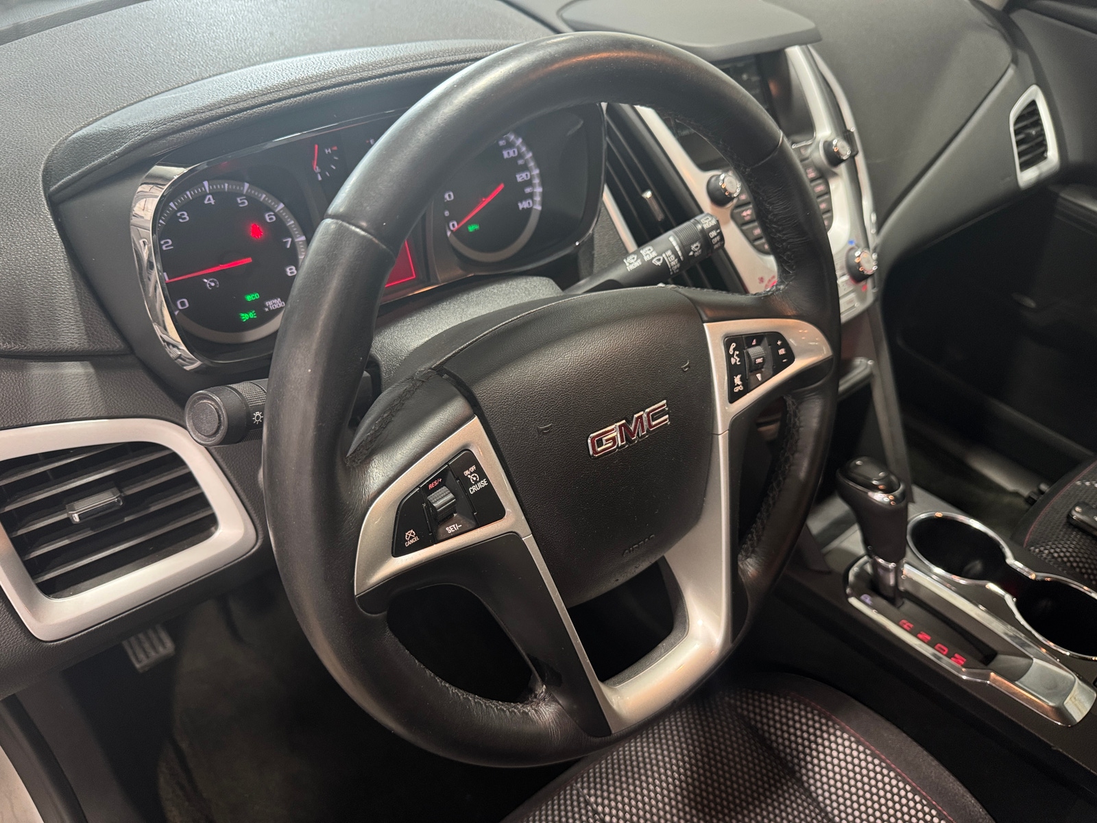 Thumbnail: 2017 GMC Terrain - 3