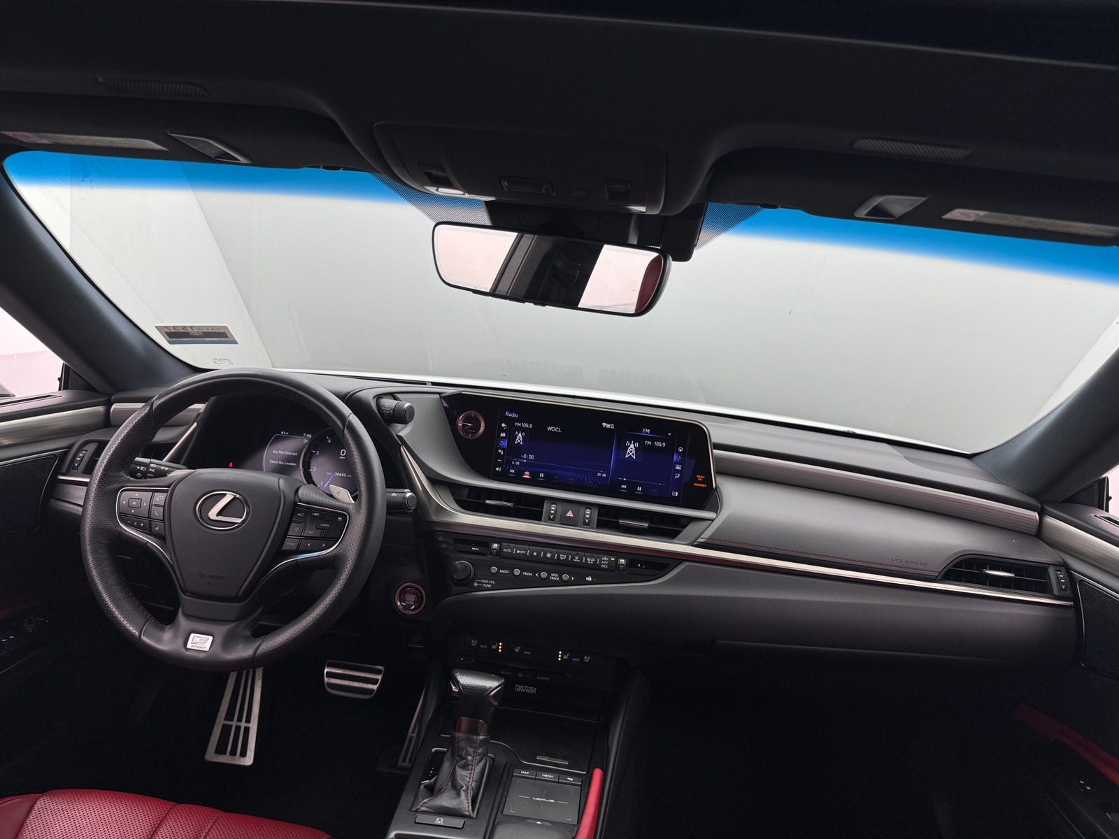 Thumbnail: 2020 Lexus ES - 2