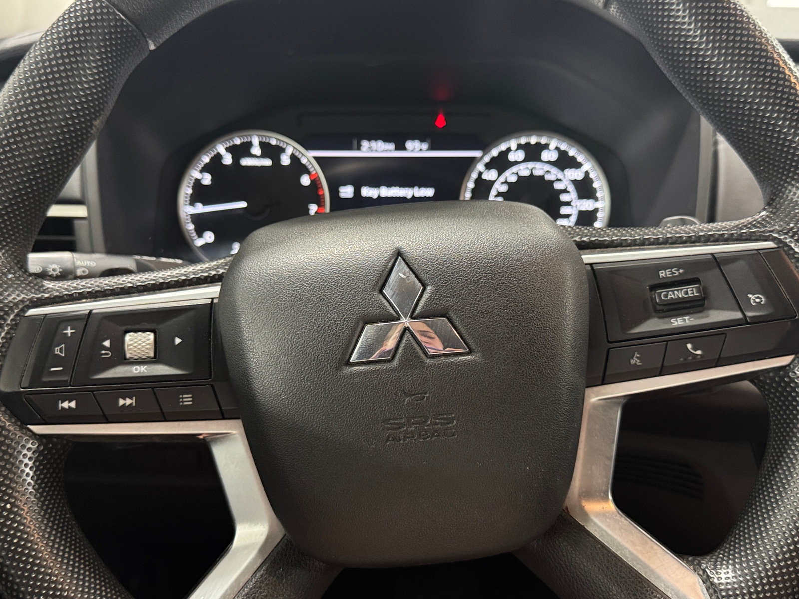 Thumbnail: 2022 Mitsubishi Outlander - 5