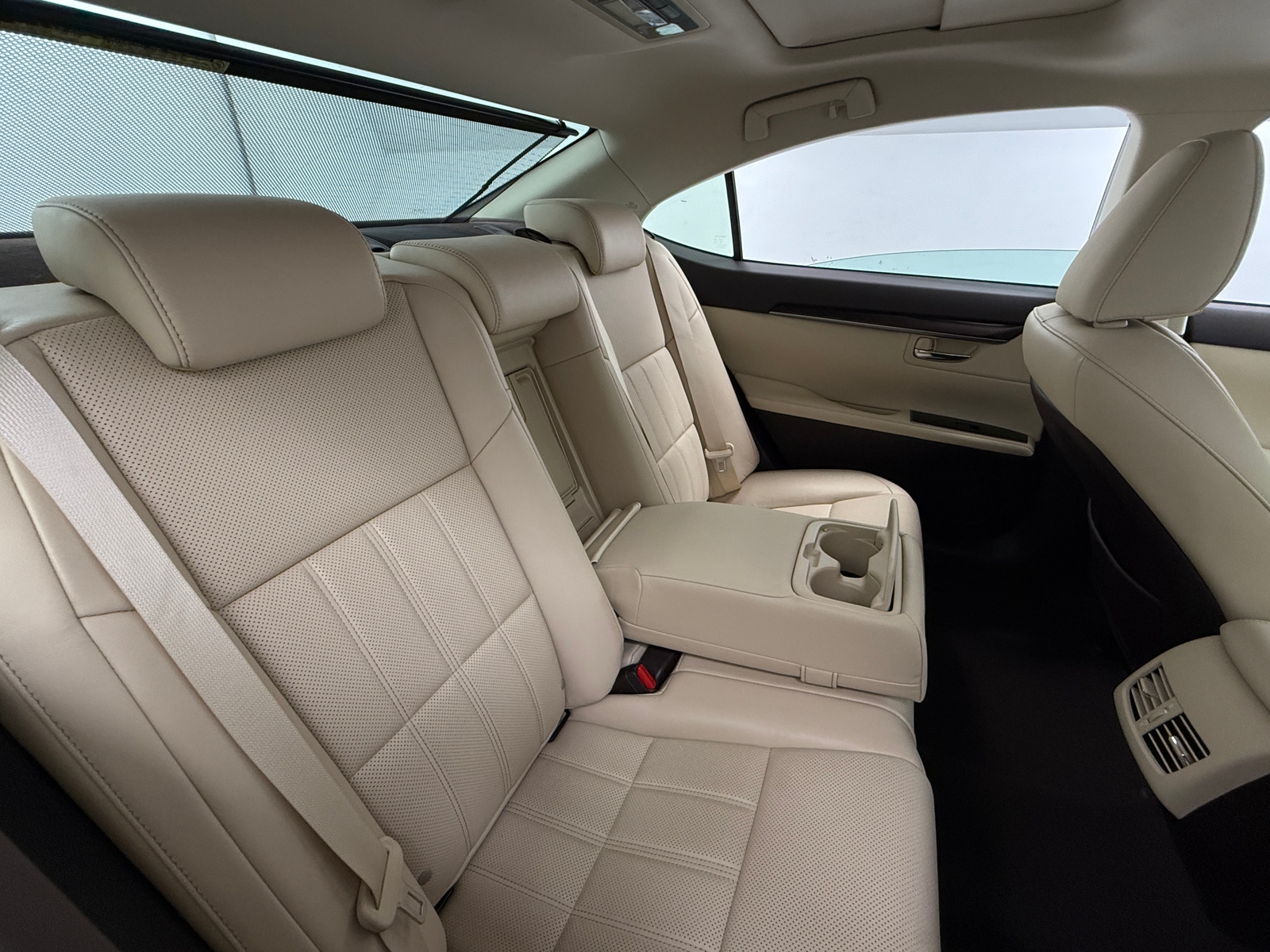 Thumbnail: 2017 Lexus ES - 5