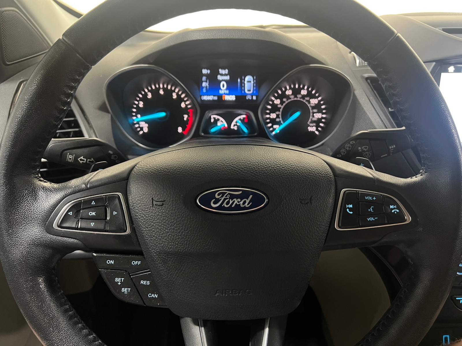 Thumbnail: 2017 Ford Escape - 4