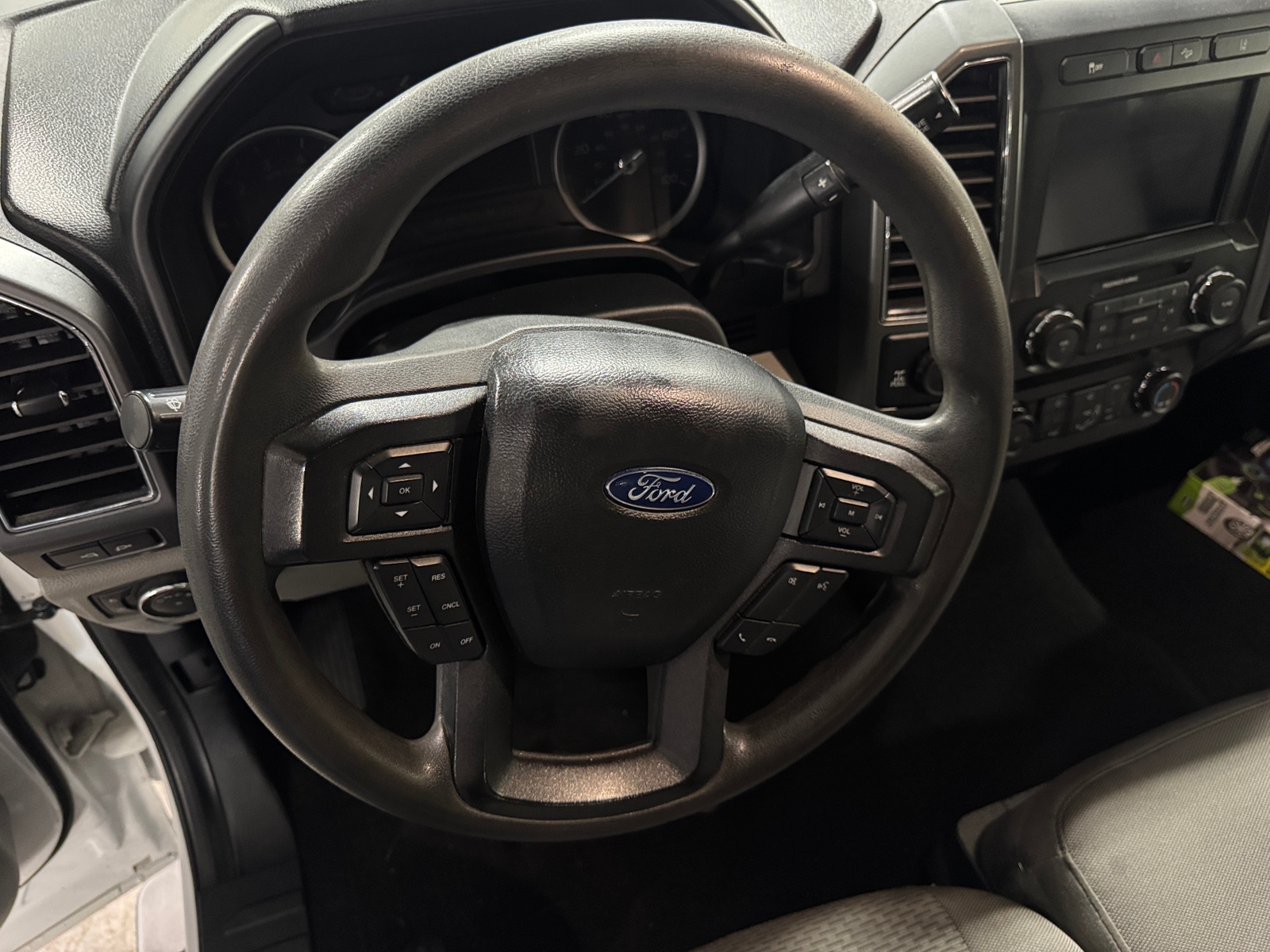 Thumbnail: 2020 Ford Econoline - 5