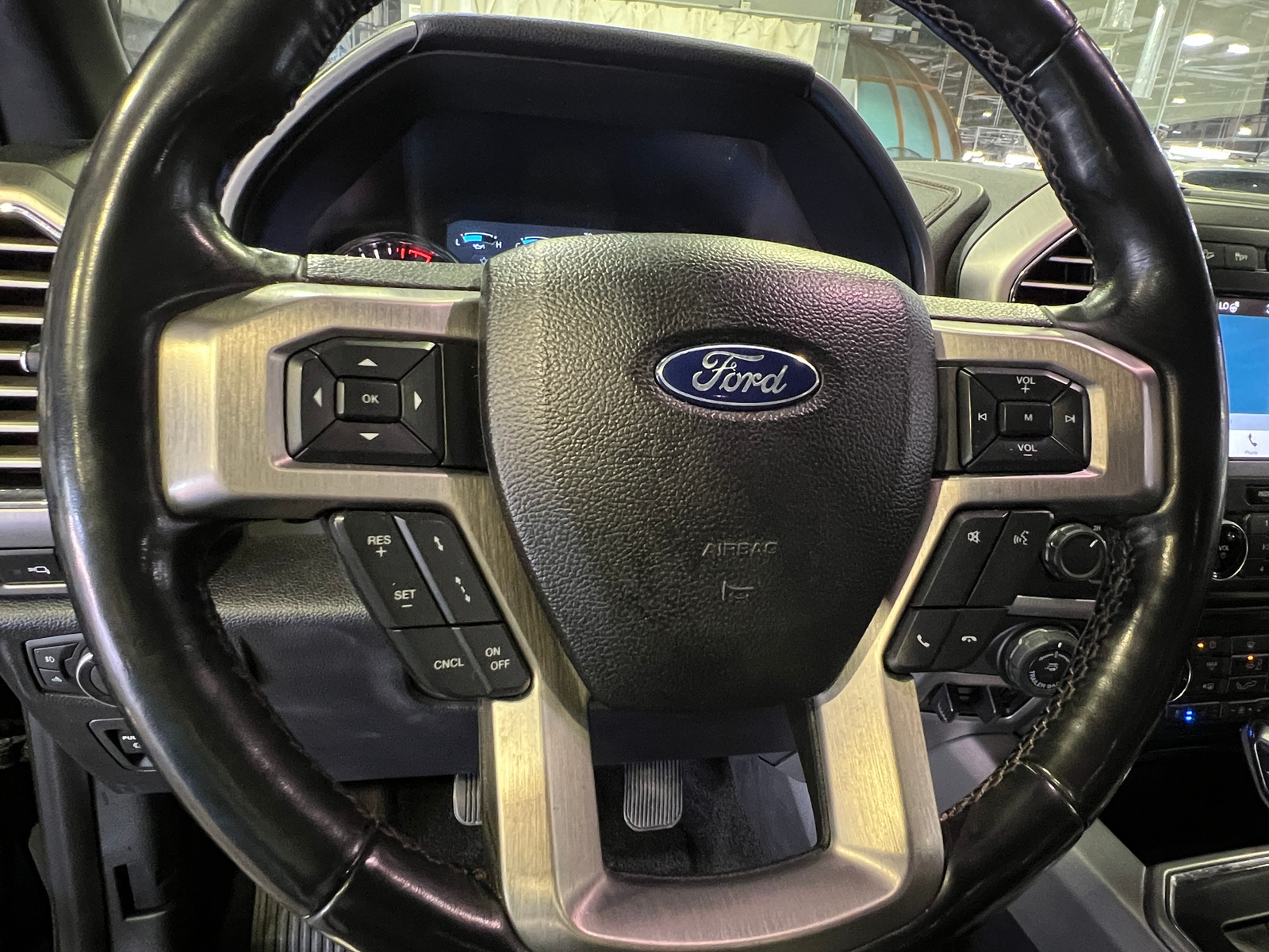 Thumbnail: 2018 Ford Econoline - 4