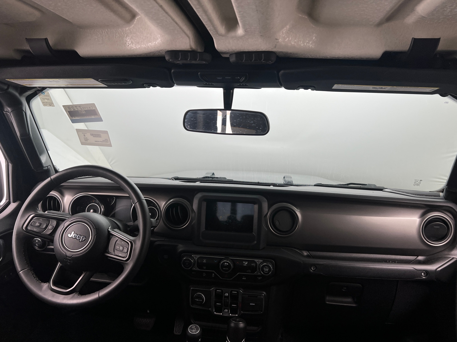 Thumbnail: 2023 Jeep Gladiator - 3