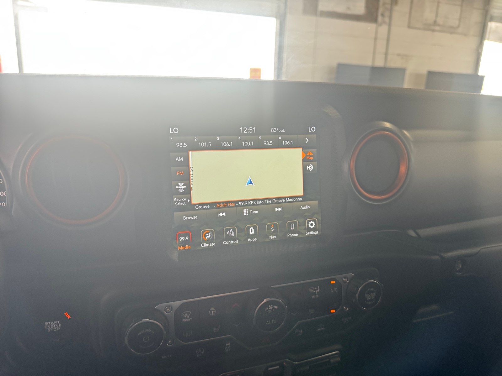 Thumbnail: 2021 Jeep Gladiator - 4